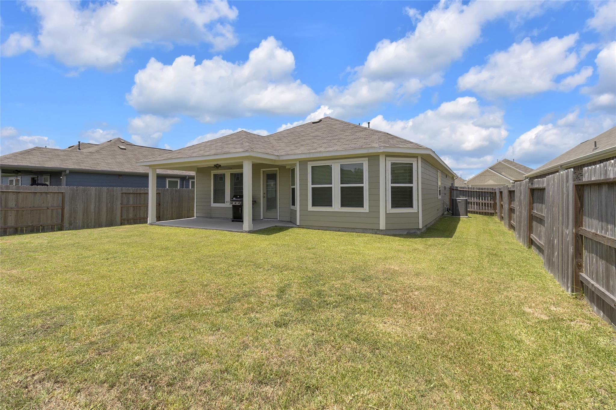 1207 Cavalry Junction Drive, Alvin Tx 77511 Property Photo 4