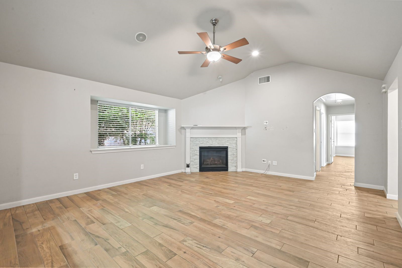9110 Tooley Drive Property Photo 11