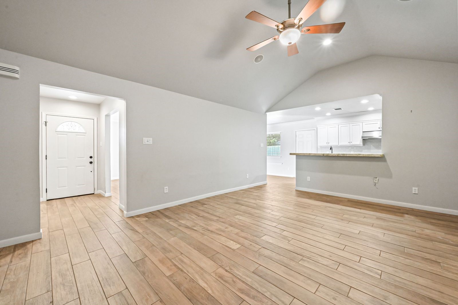 9110 Tooley Drive Property Photo 12