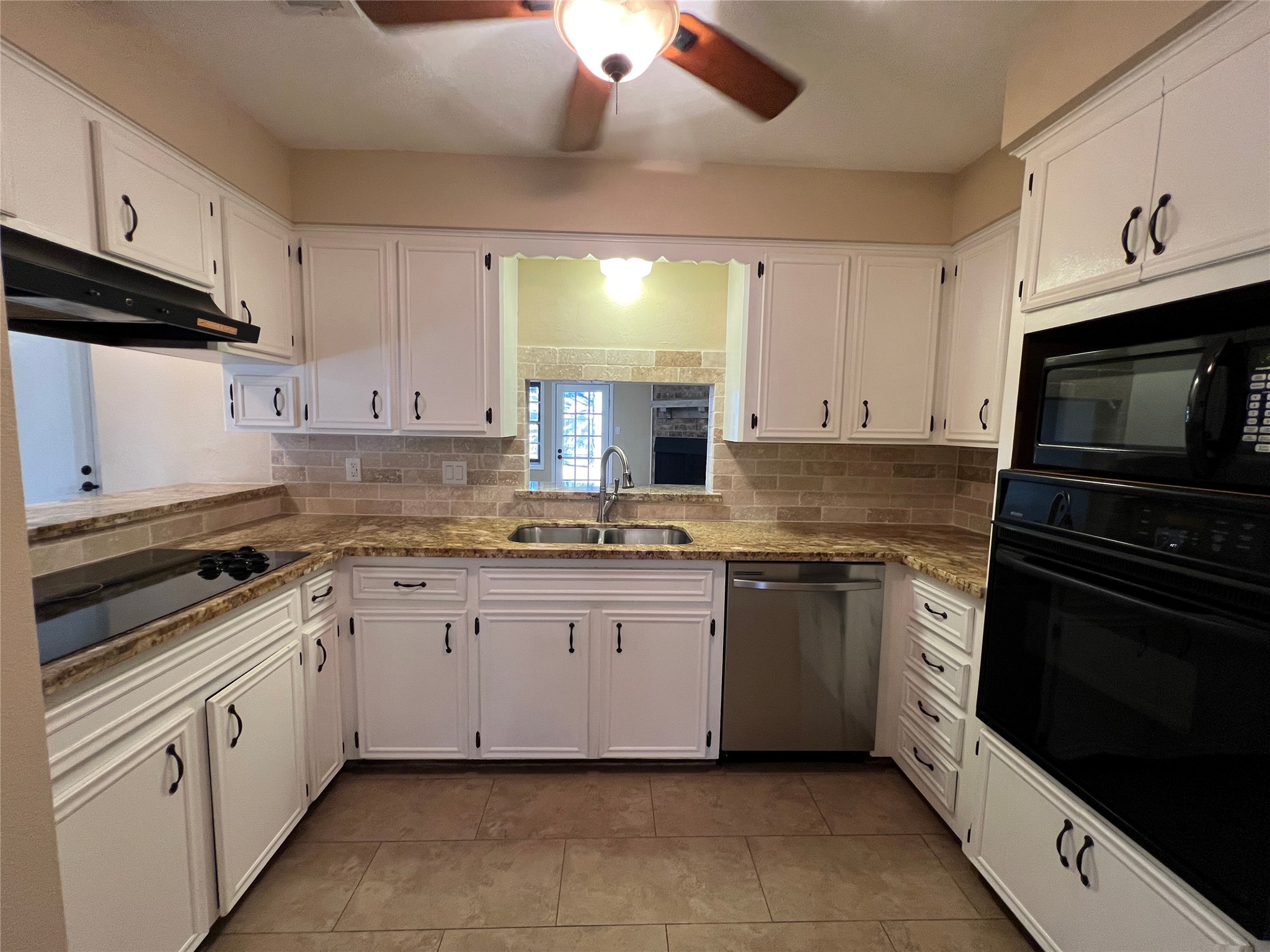 25314 Hickory Valley Lane Property Photo 12