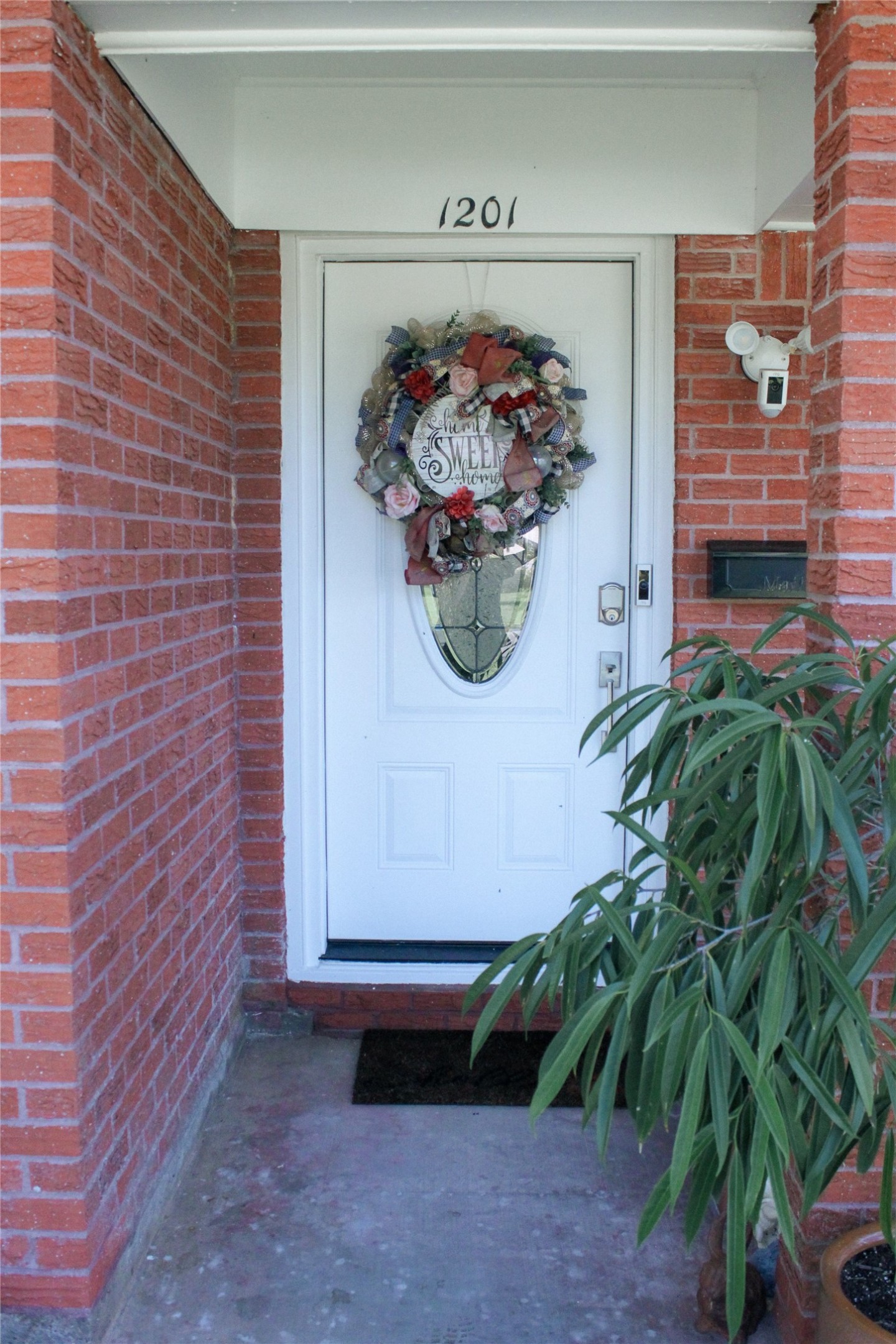 1201 Carey Drive Property Photo 2