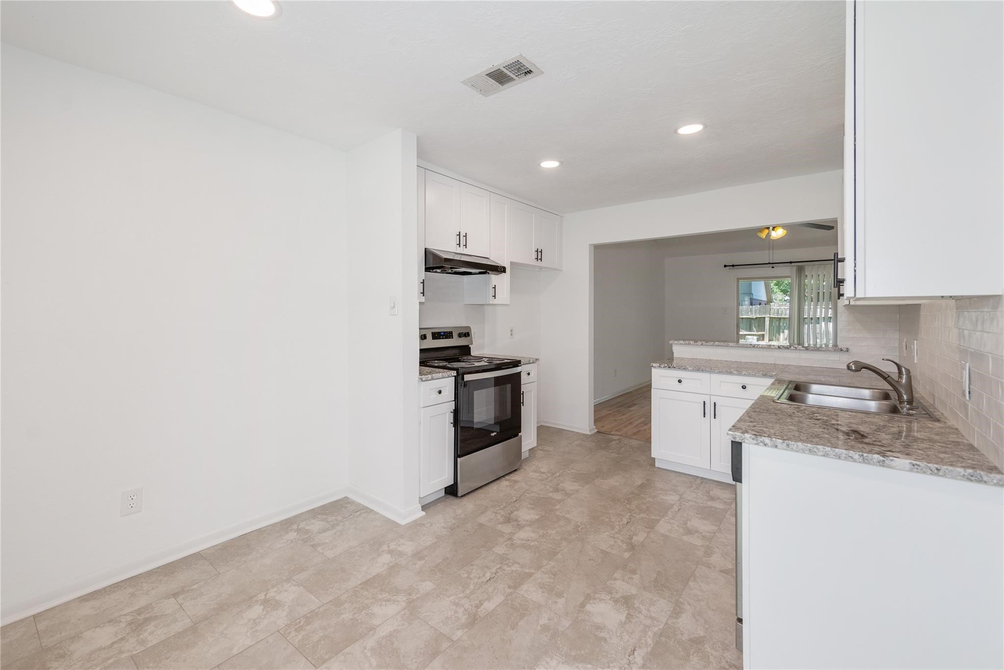 1 Ollerton Drive Property Photo 9
