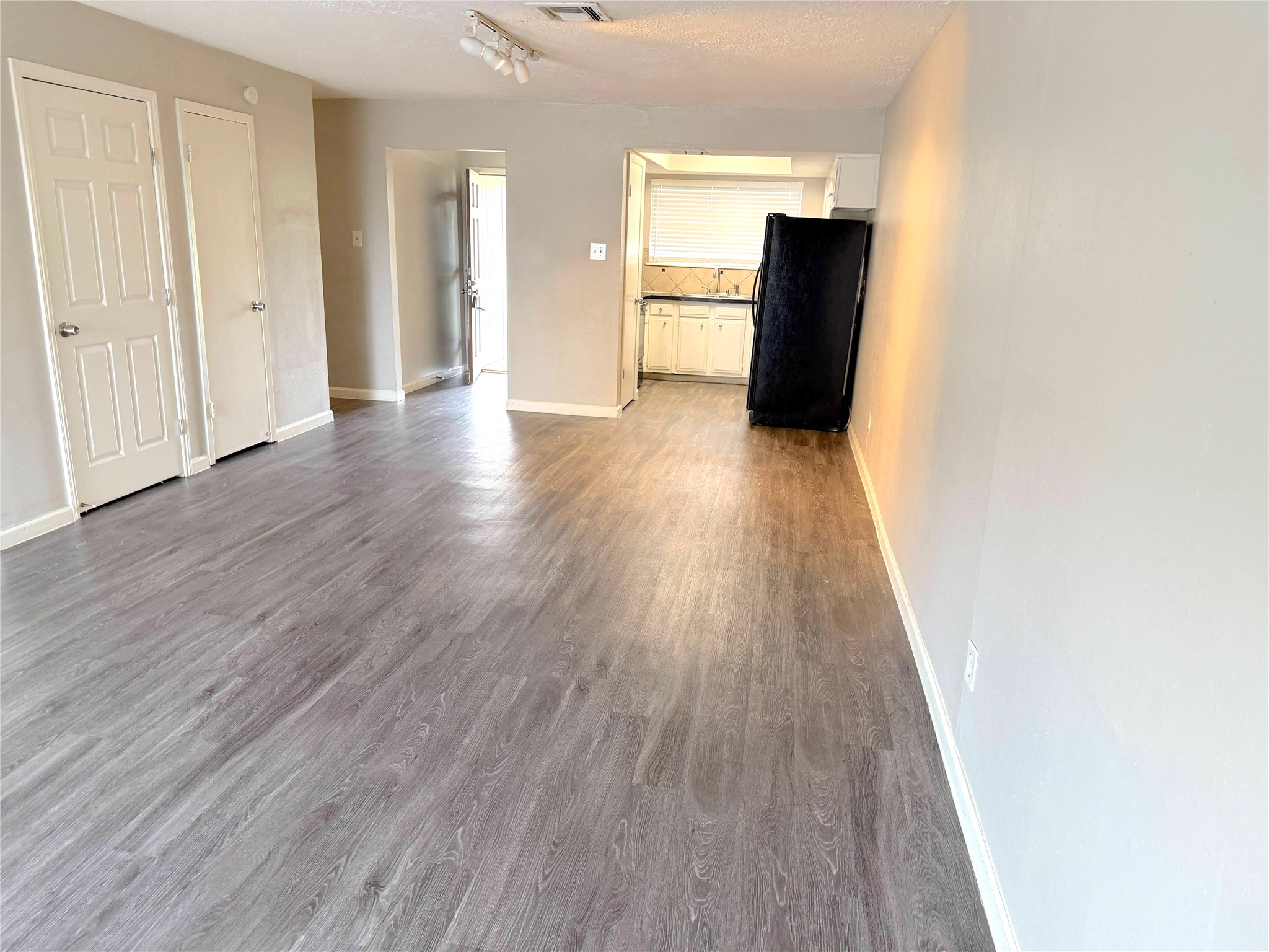 6620 Westwick Drive Property Photo 8