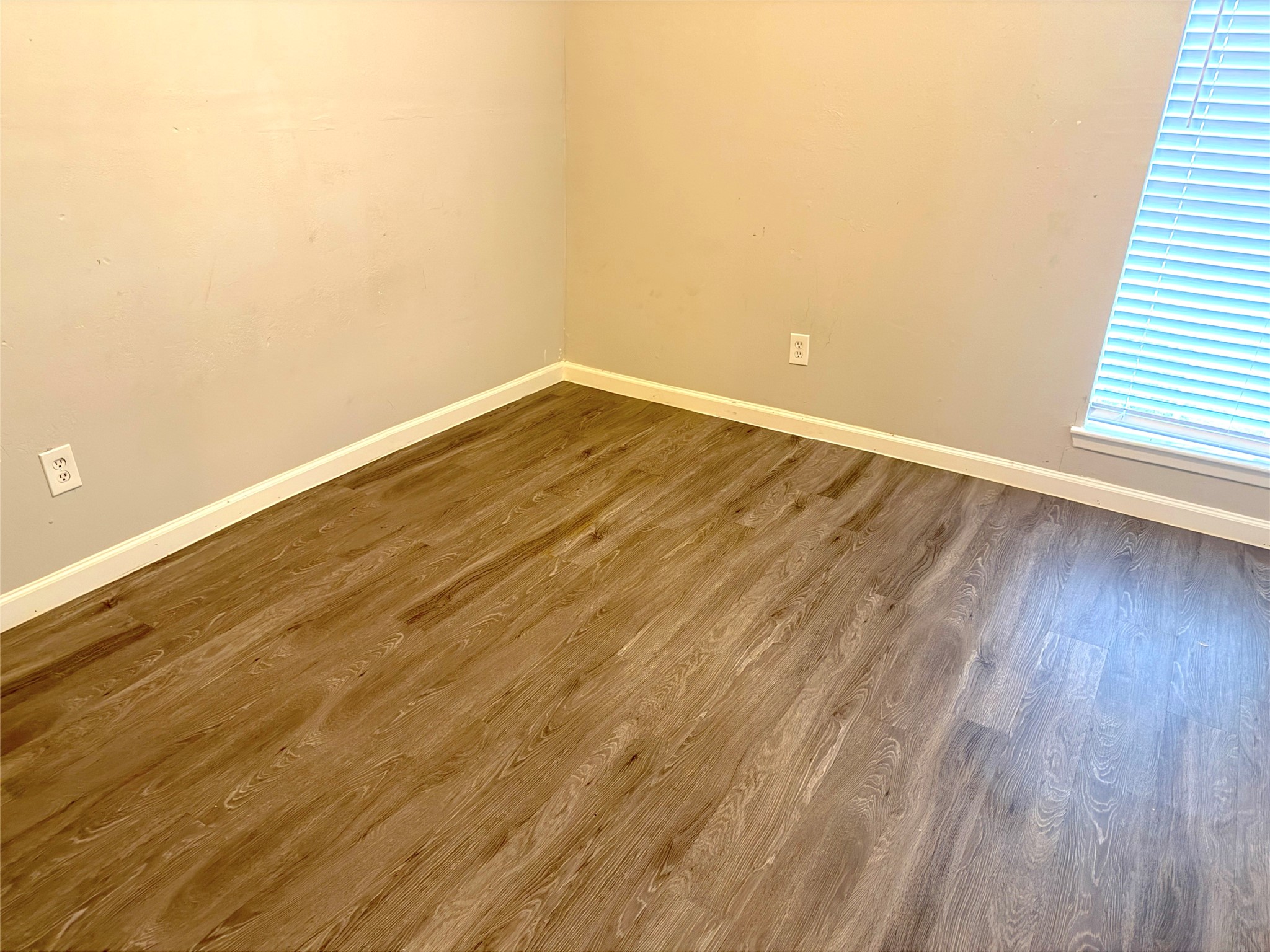 6620 Westwick Drive Property Photo 10