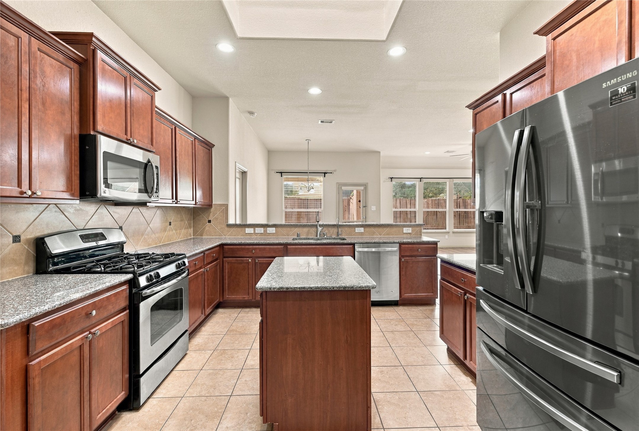 6531 Magellan Manor Drive Property Photo 6