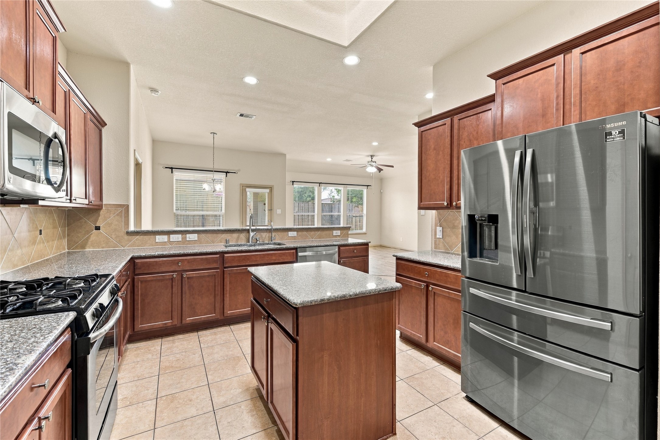 6531 Magellan Manor Drive Property Photo 7