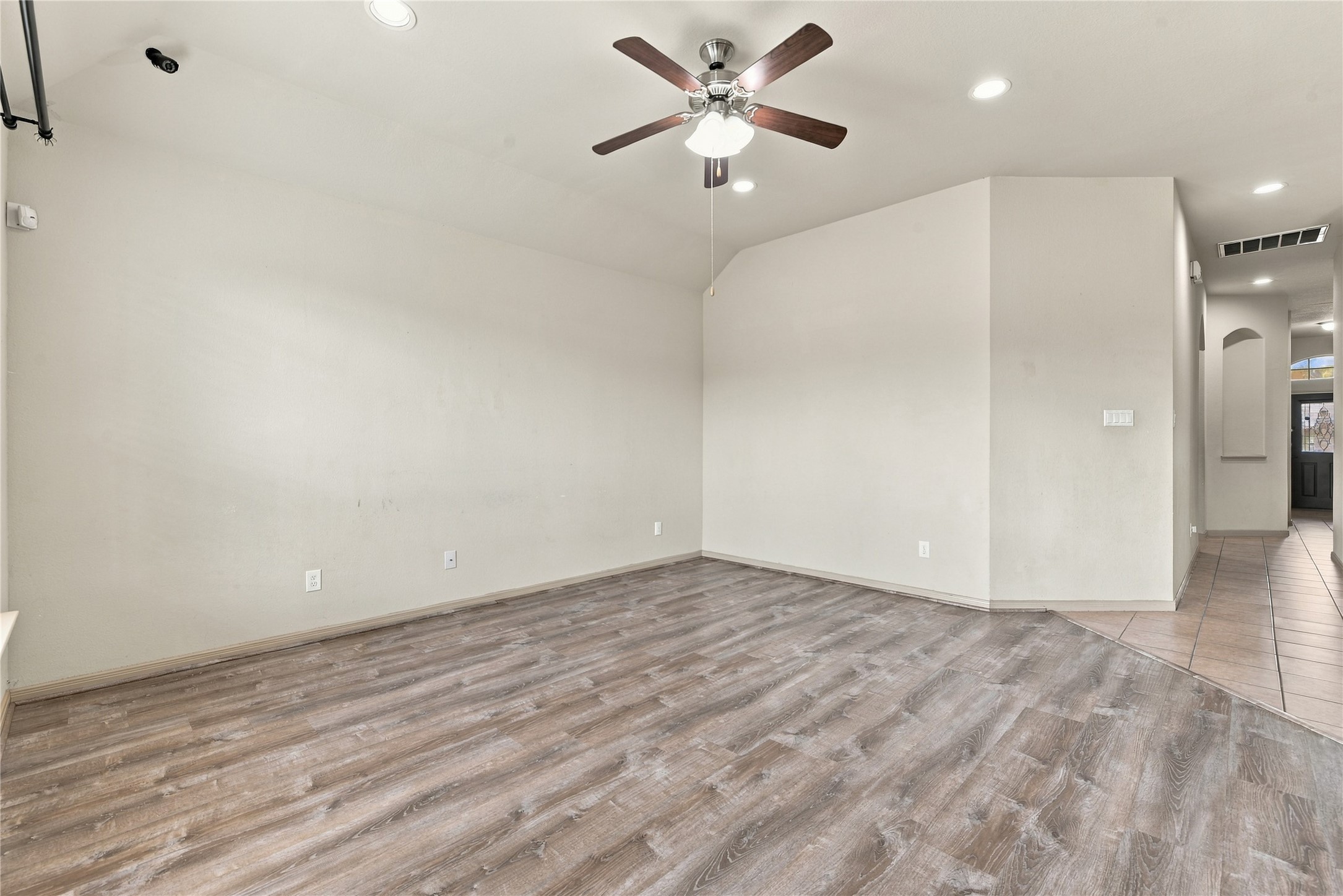 6531 Magellan Manor Drive Property Photo 10