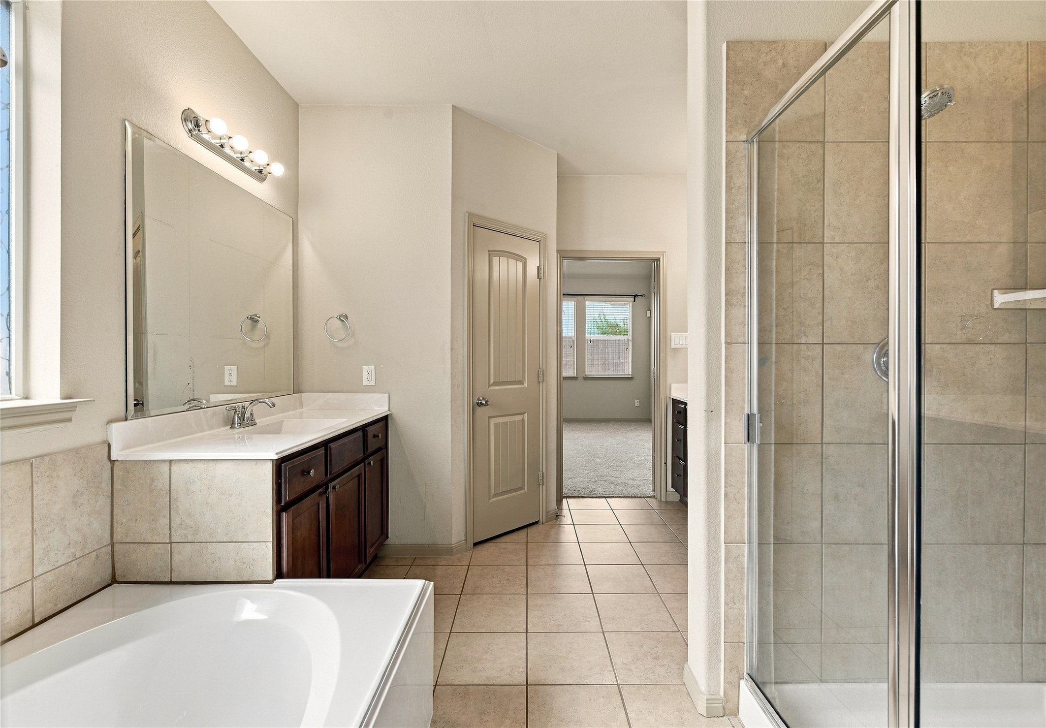 6531 Magellan Manor Drive Property Photo 17