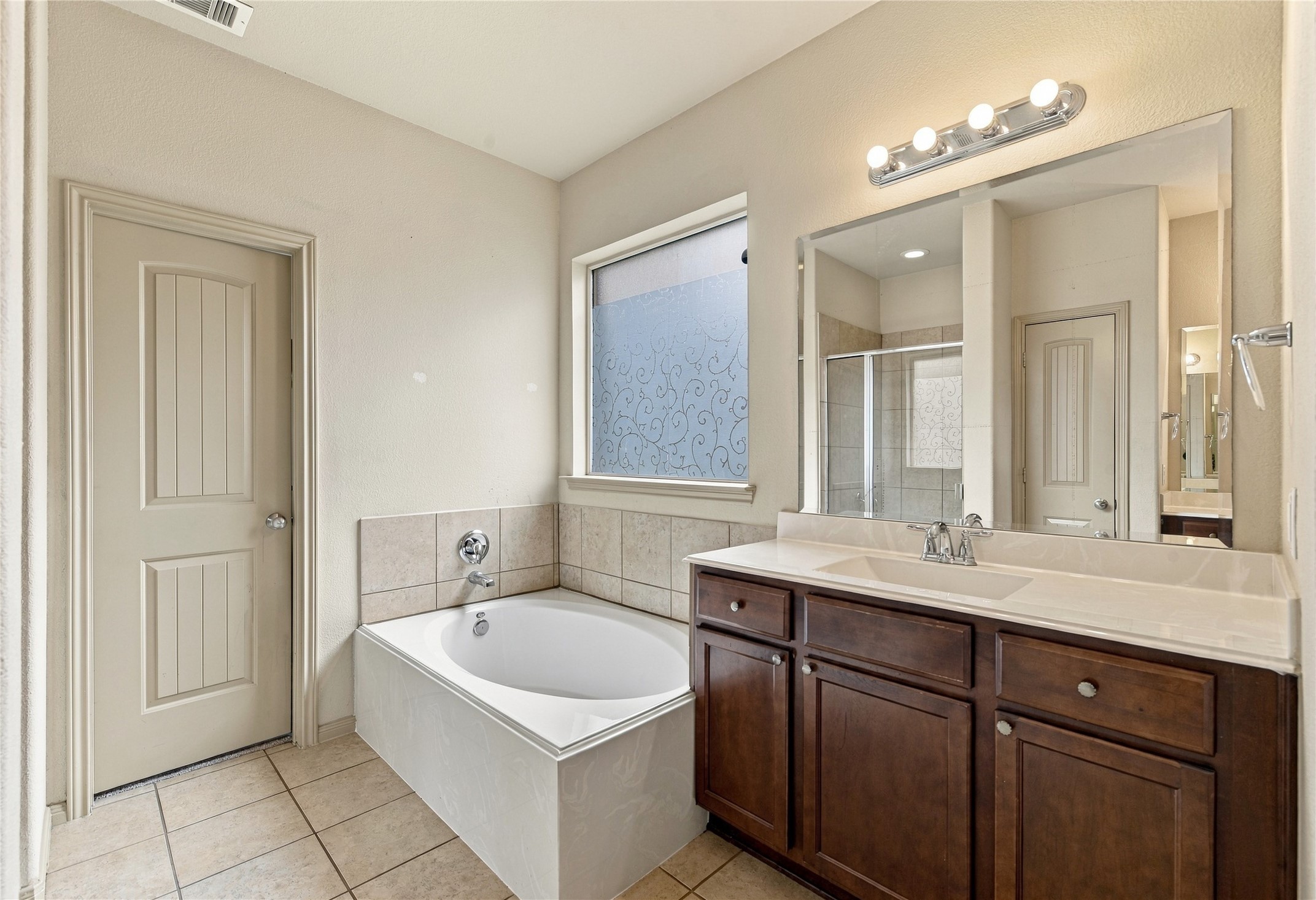 6531 Magellan Manor Drive Property Photo 18