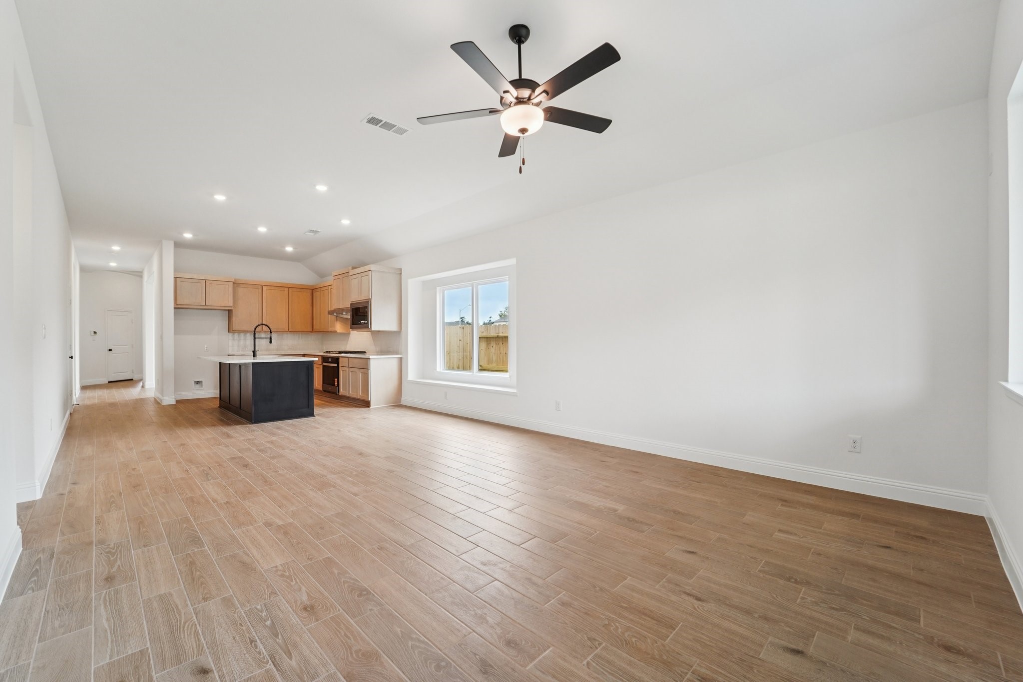 12849 Meadow Wind Way Property Photo 5