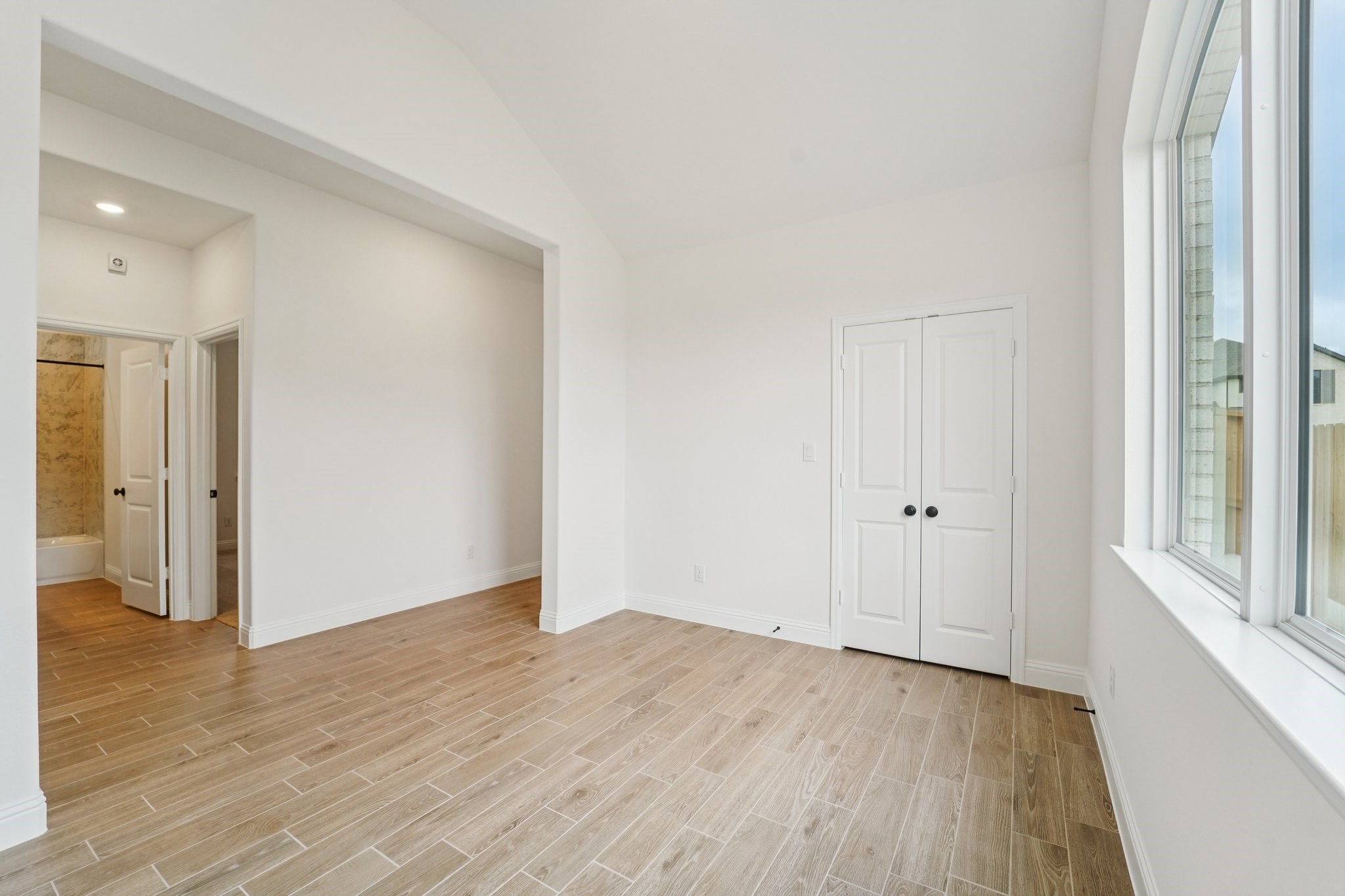 12849 Meadow Wind Way Property Photo 14
