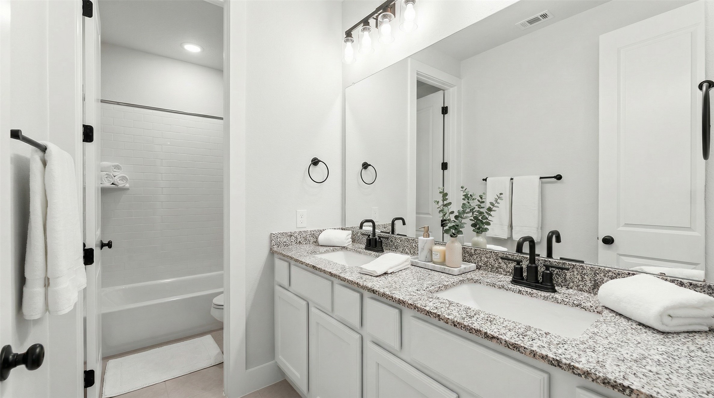 17151 Sandstone Street Property Photo 13