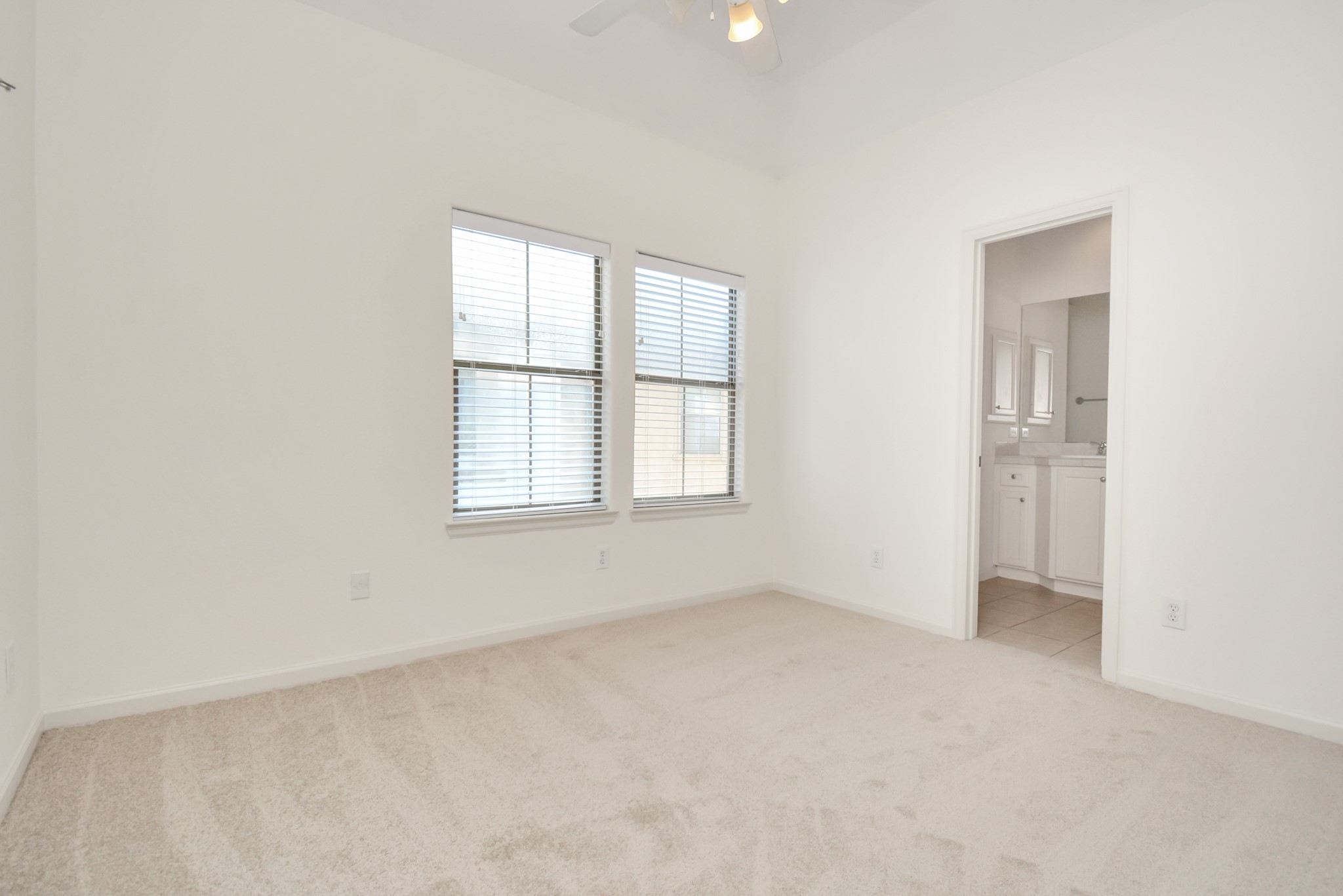 5815 Lacy Street Property Photo 17