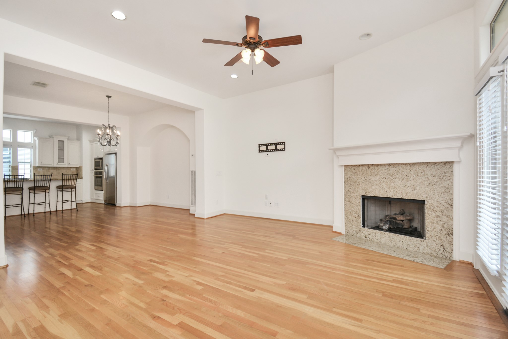 5815 Lacy Street Property Photo 20