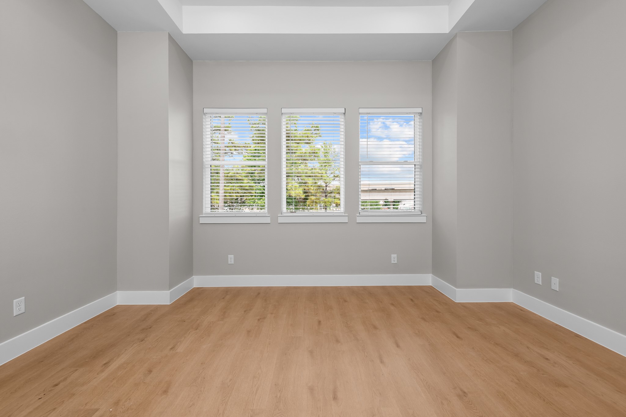3523 Hadley Street Property Photo 17