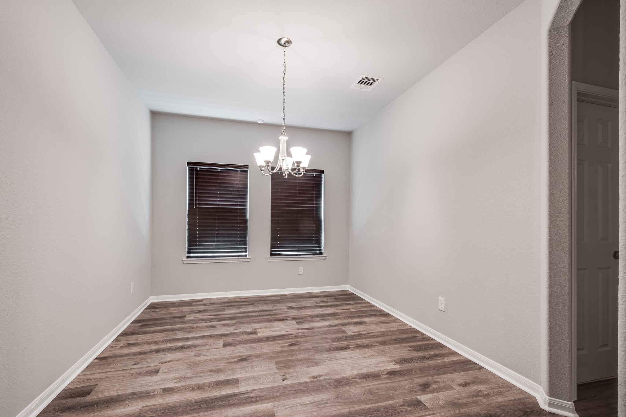 4323 Lotus Dale Drive Property Photo 16