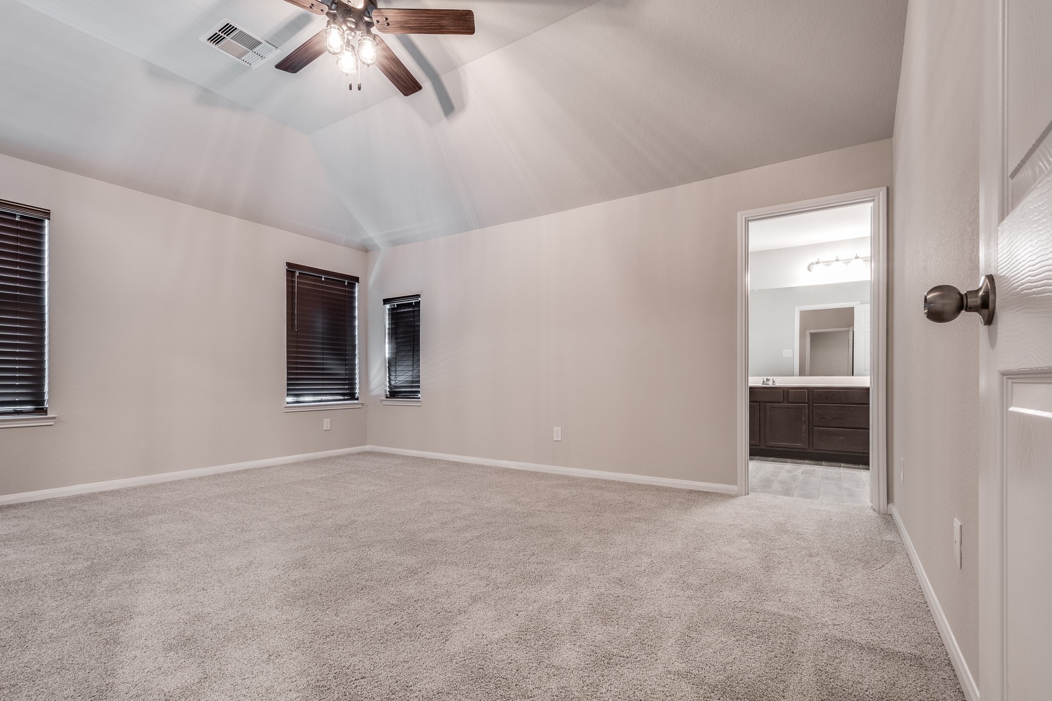 4323 Lotus Dale Drive Property Photo 28