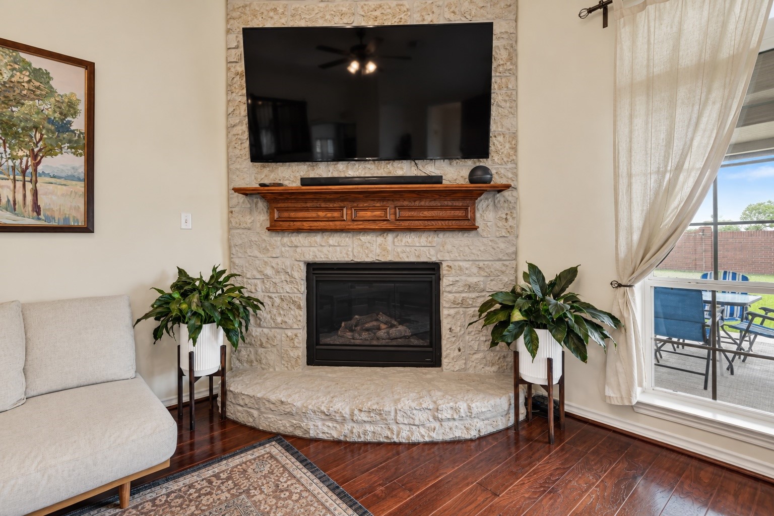 8319 Cape Royal Drive Property Photo 13