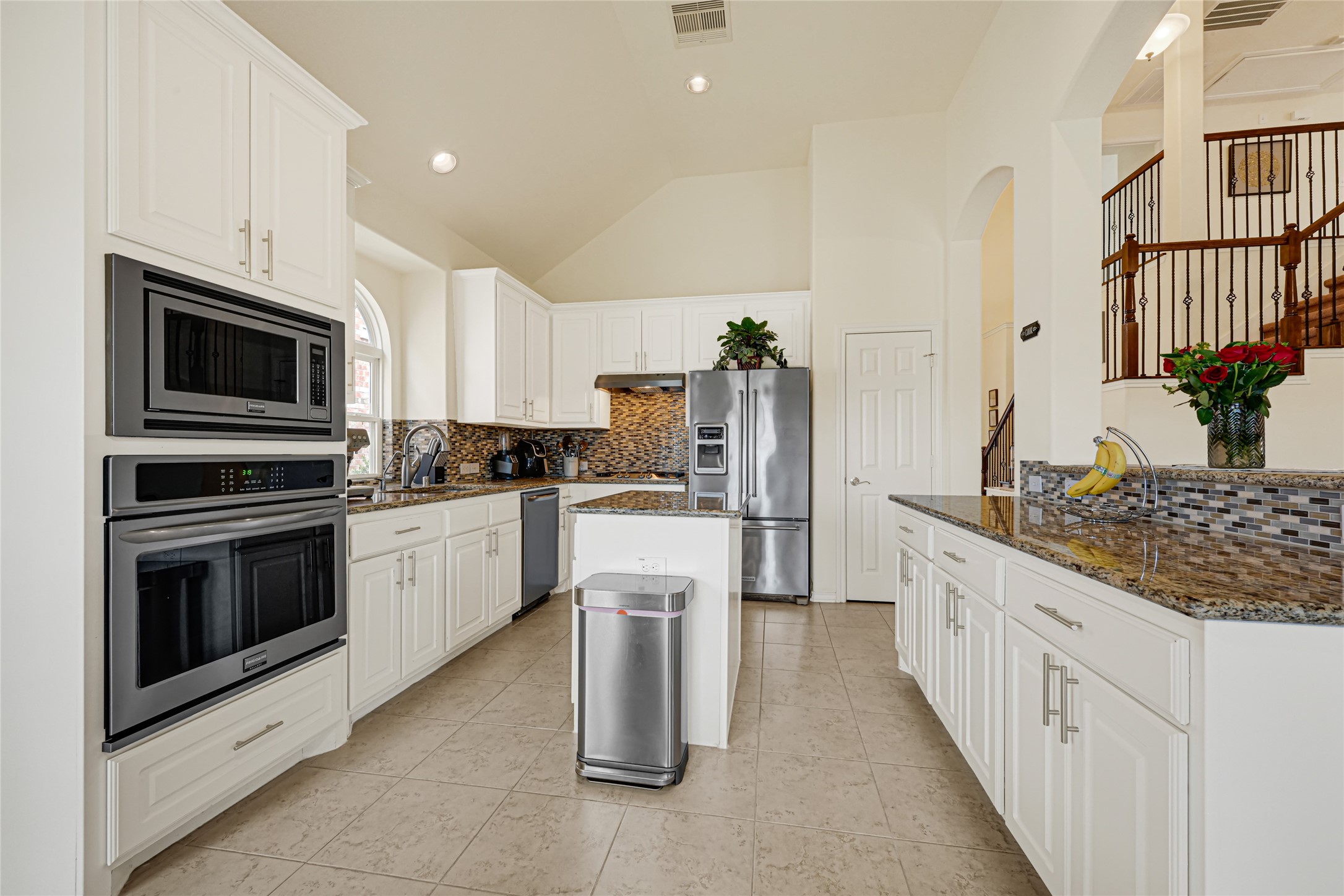 8319 Cape Royal Drive Property Photo 16