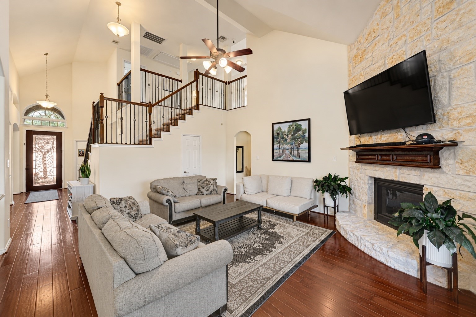 8319 Cape Royal Drive Property Photo 18