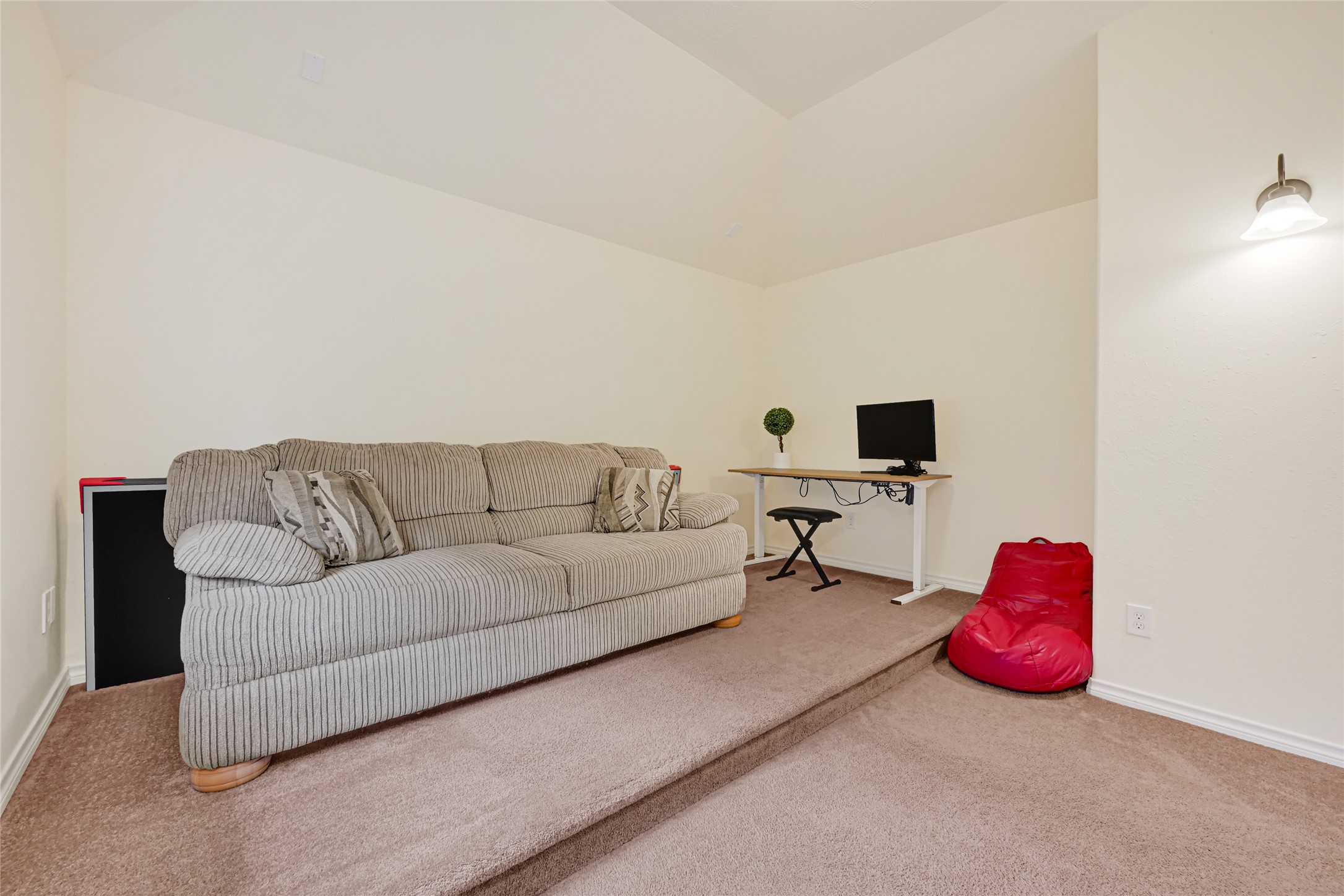 8319 Cape Royal Drive Property Photo 30