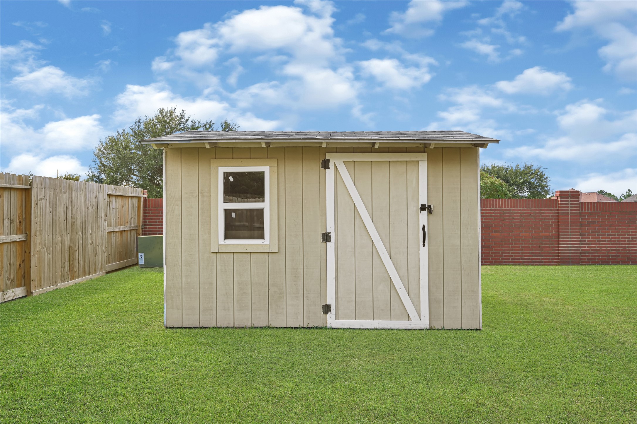 8319 Cape Royal Drive Property Photo 41