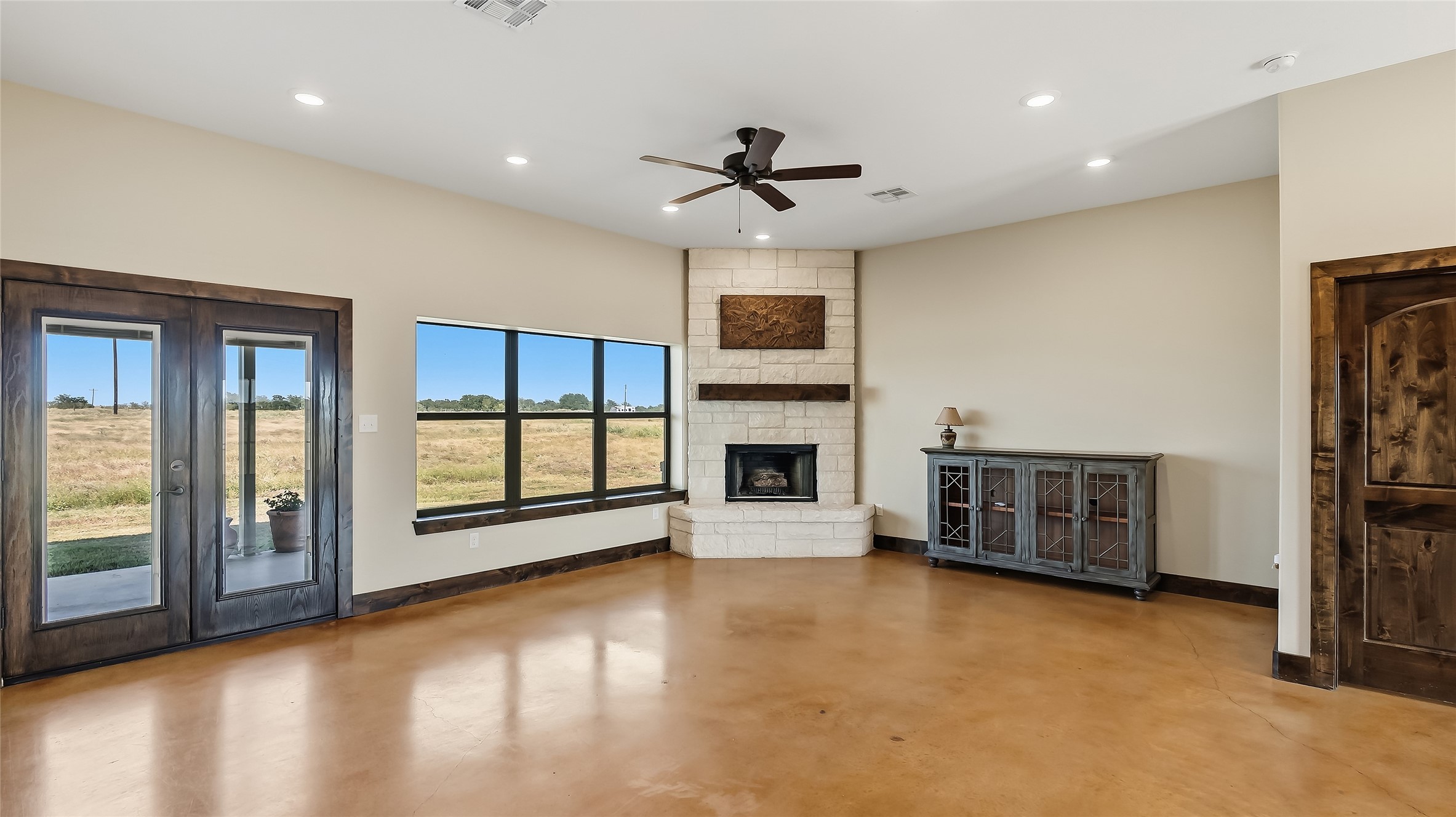 7220 Goehring Road Property Photo 14