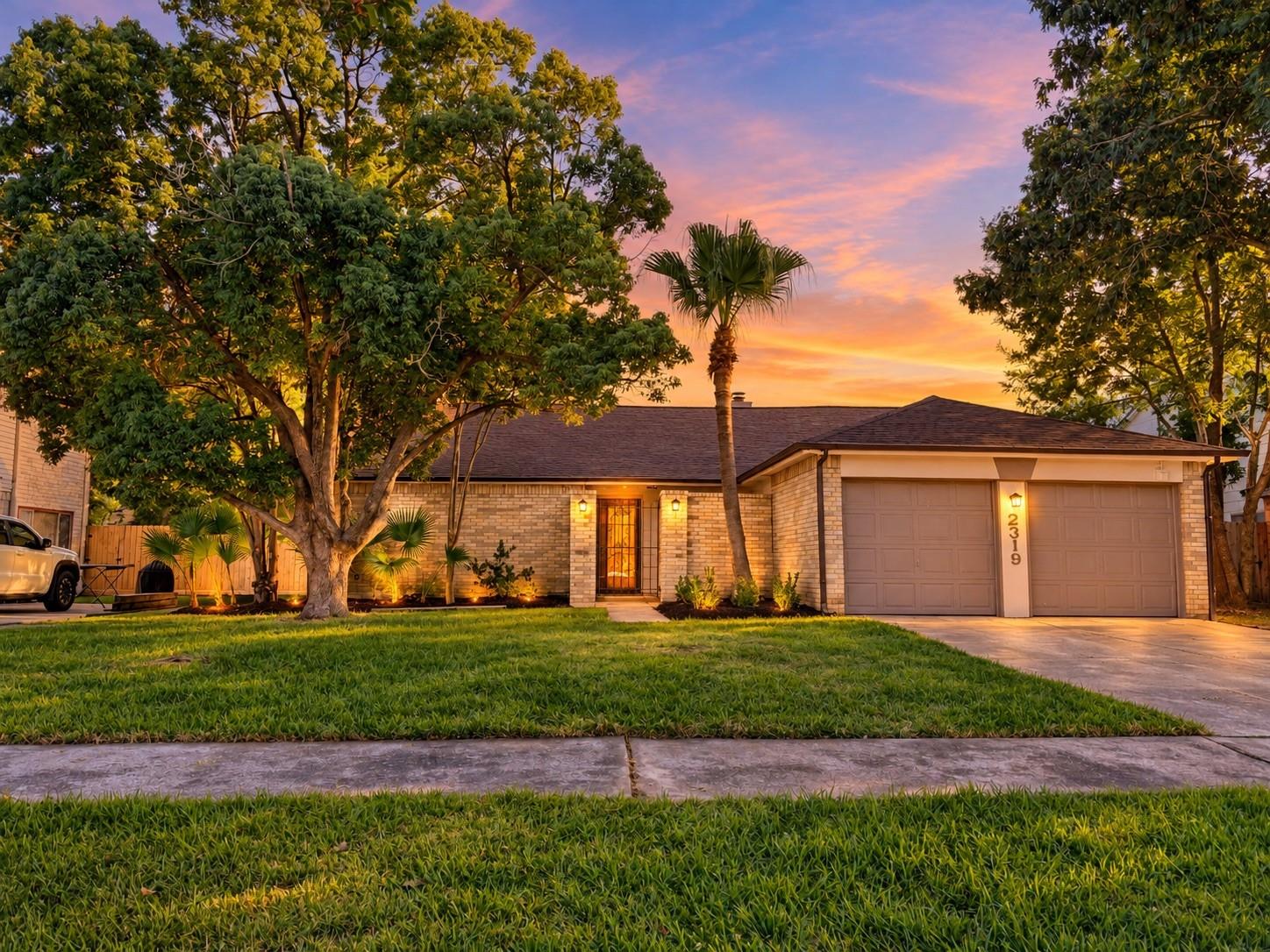2319 Hampton Road, League City Tx 77573 Property Photo 1
