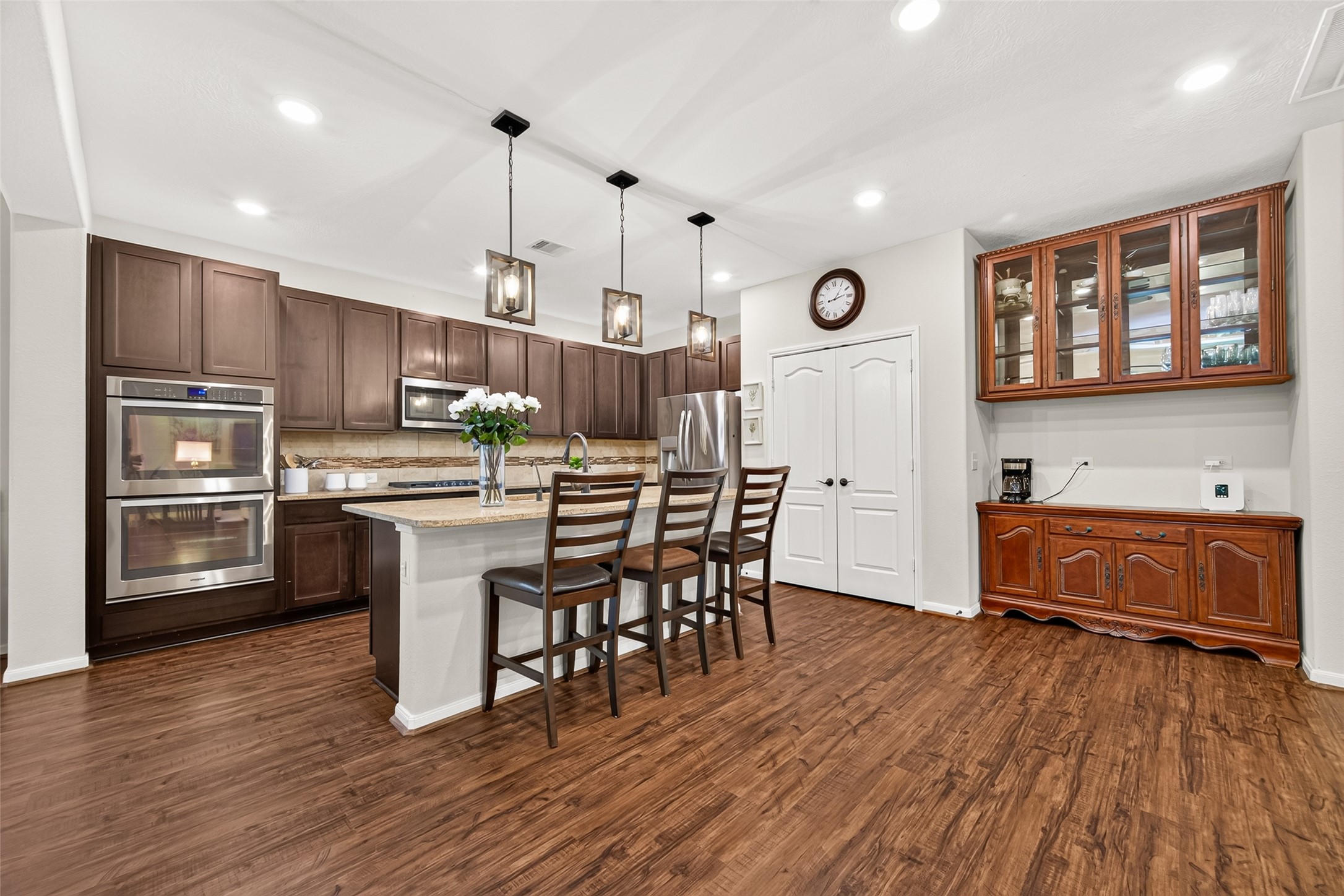3933 Eagle Nest Lake Lane Property Photo 14