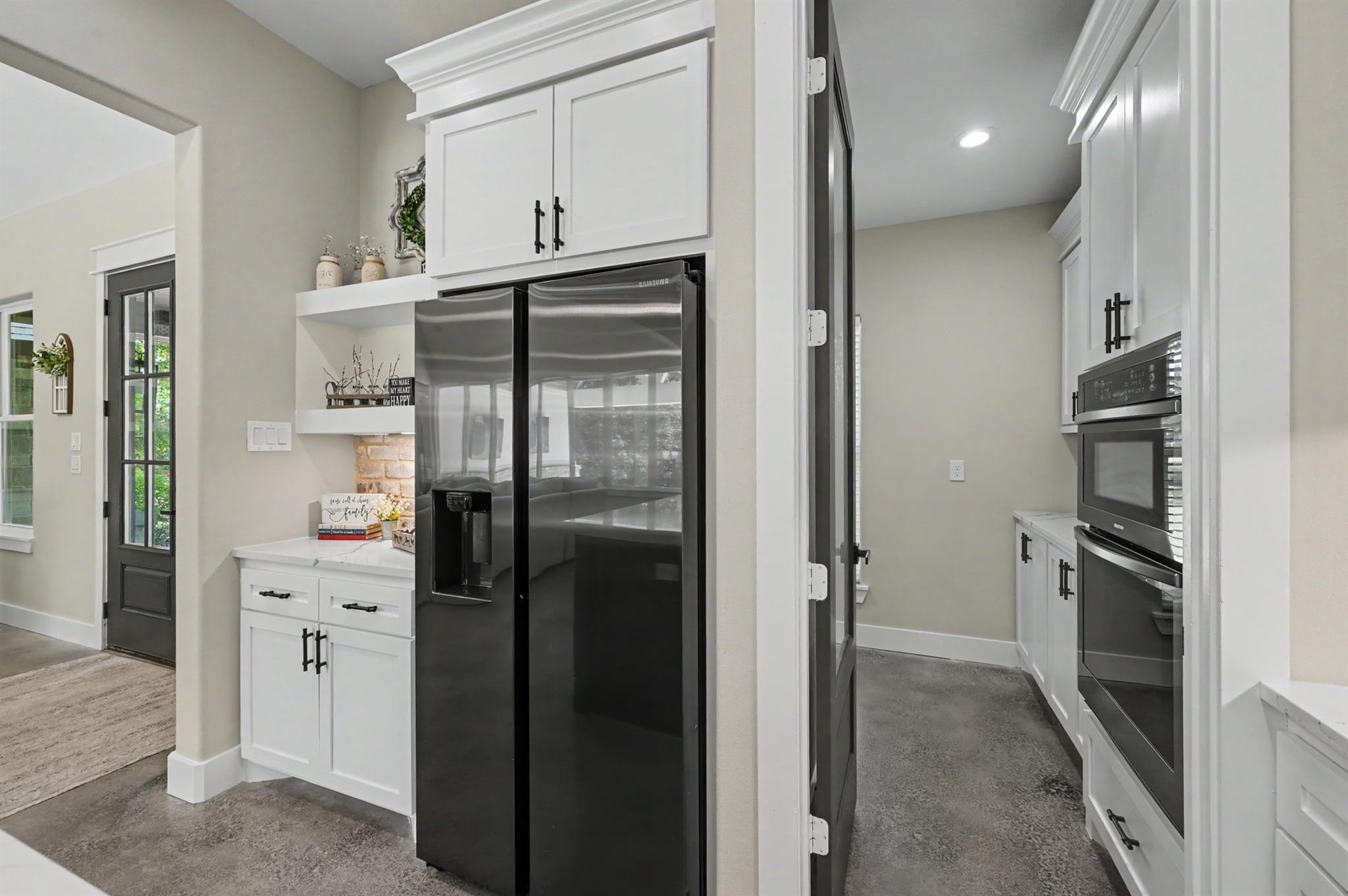 7093 Texas Trace Property Photo 12