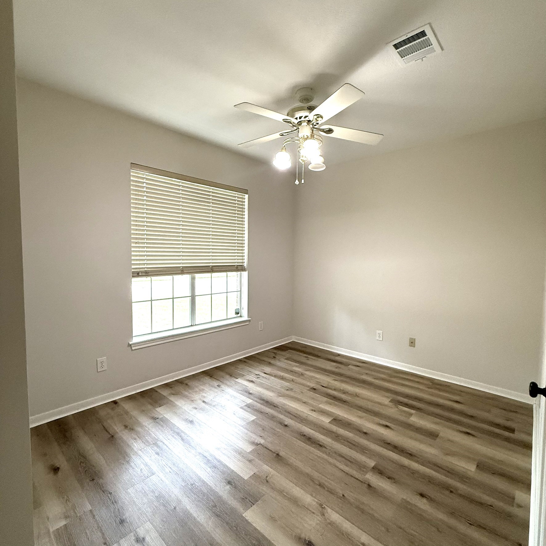 2203 Blossom Creek Trail Property Photo 10