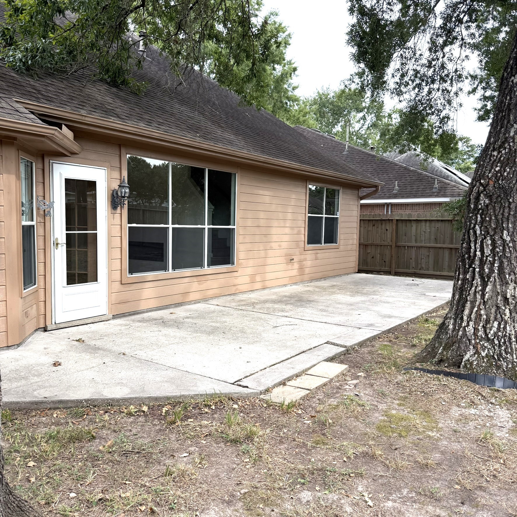2203 Blossom Creek Trail Property Photo 18