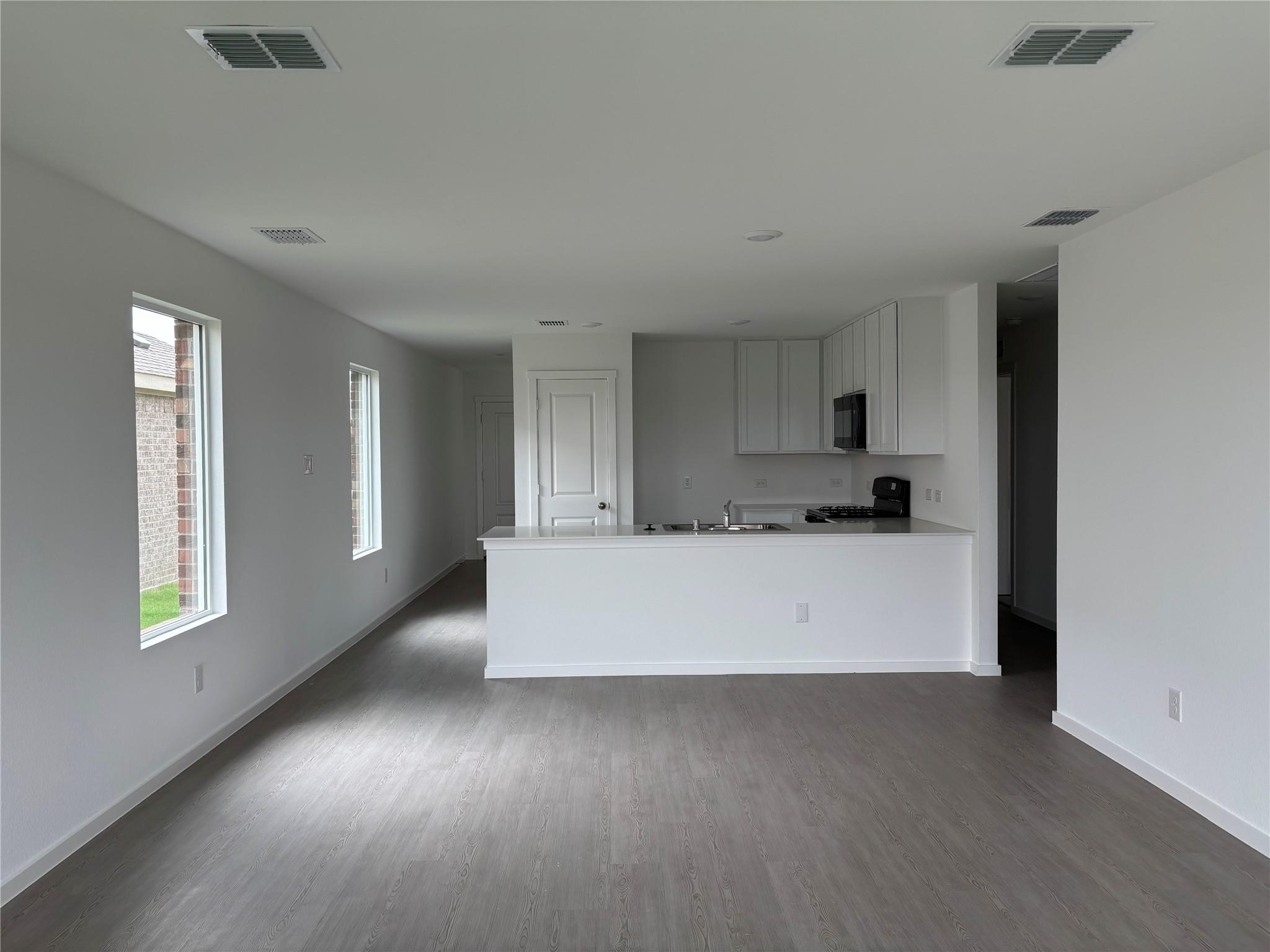 20330 Stroker Pass Road Property Photo 8