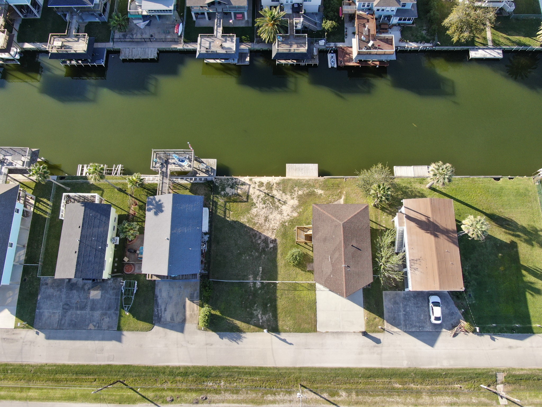 190 Barracuda Property Photo 3