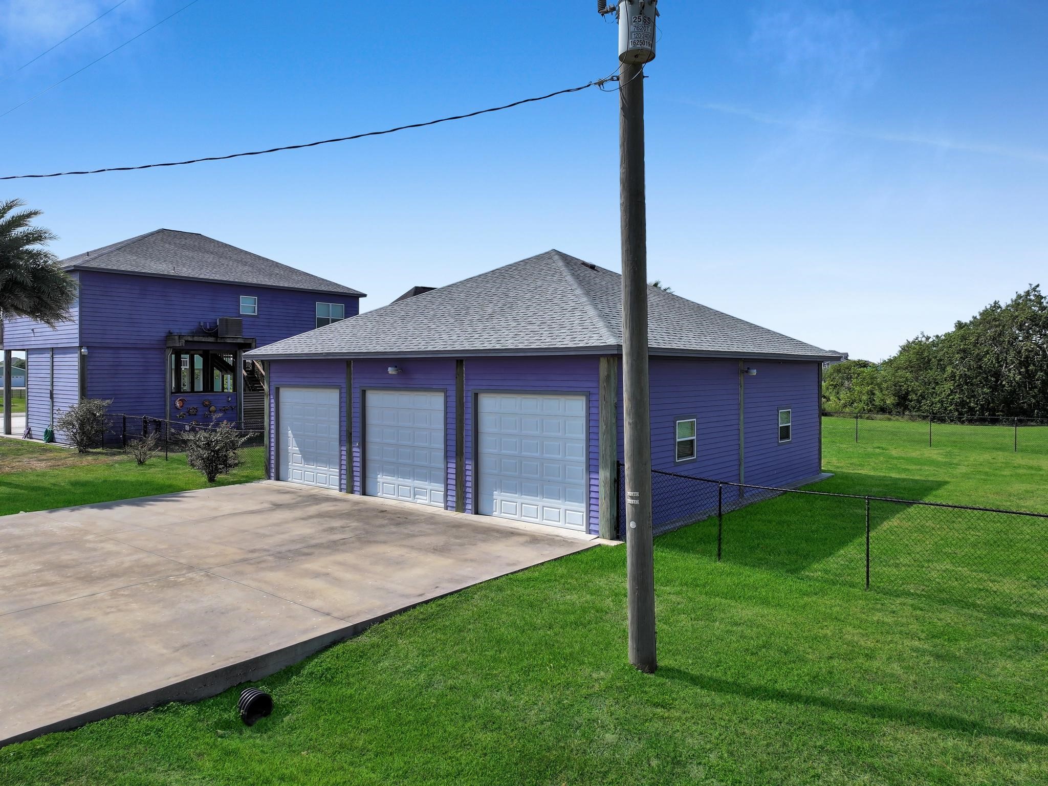 204 New Orleans Property Photo 13