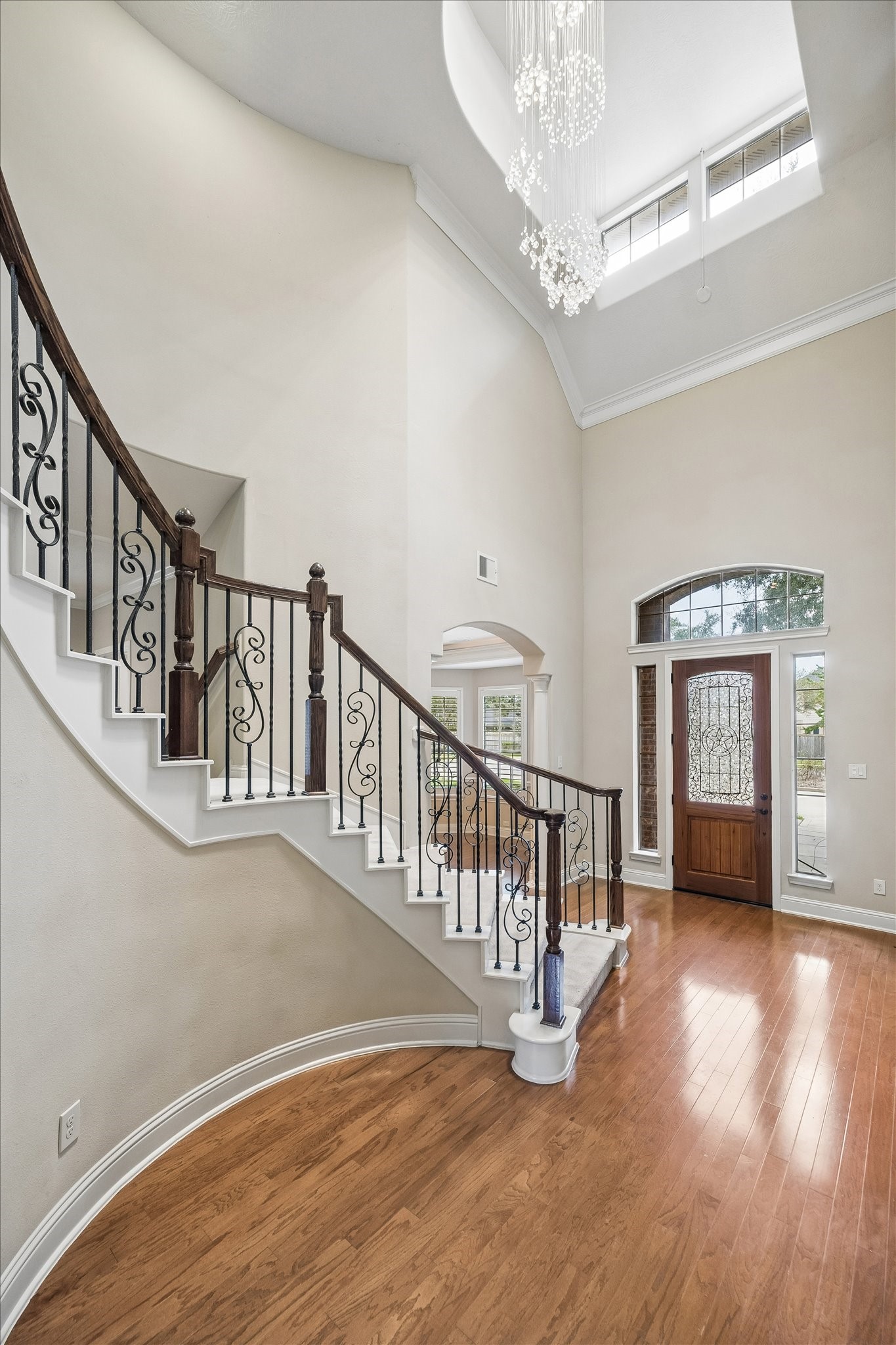 4506 Beacon View Court Property Photo 4