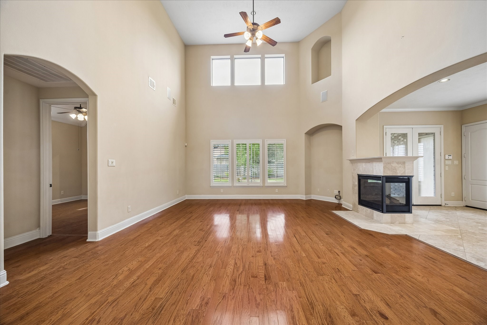 4506 Beacon View Court Property Photo 12