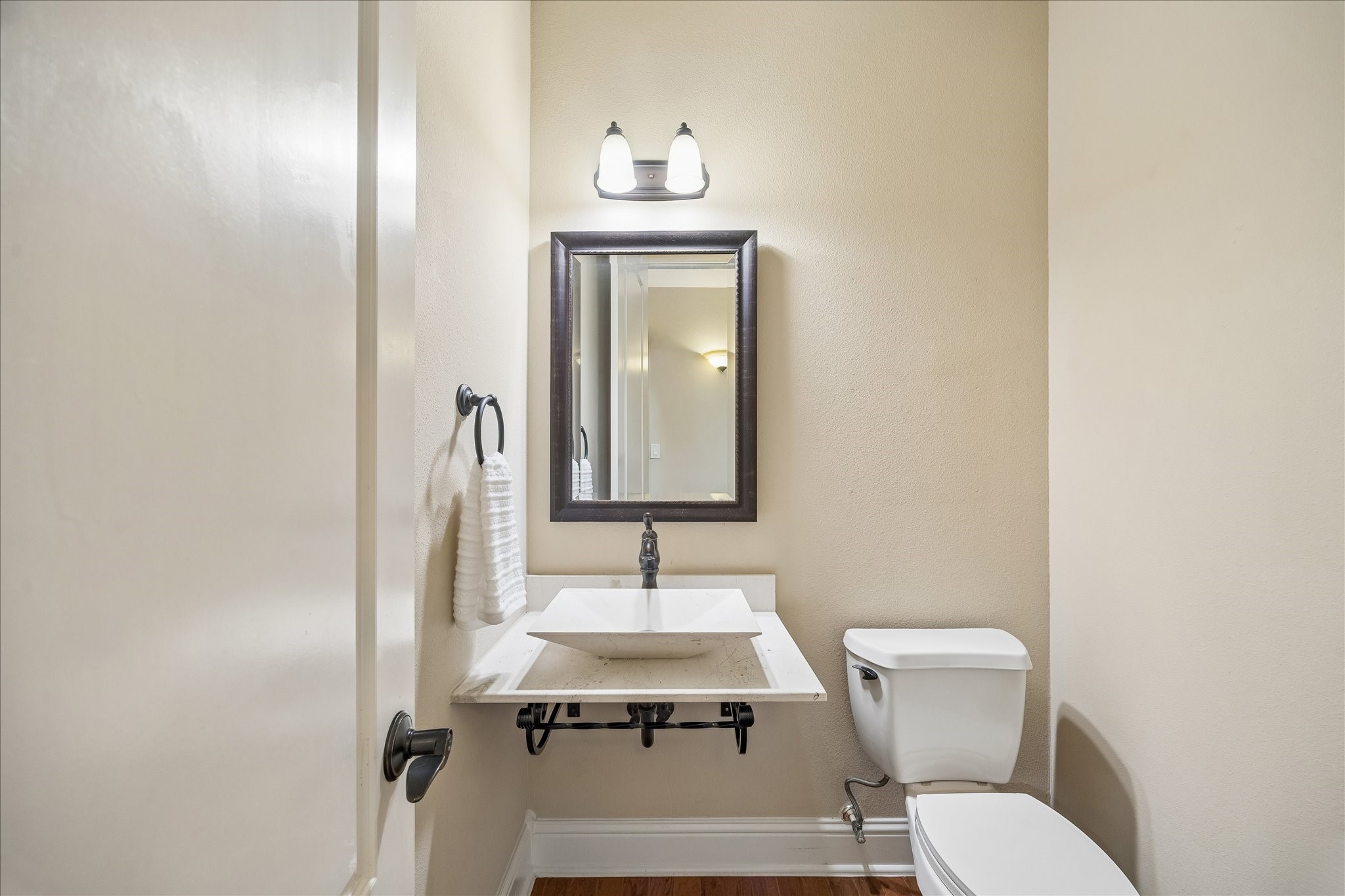 4506 Beacon View Court Property Photo 23