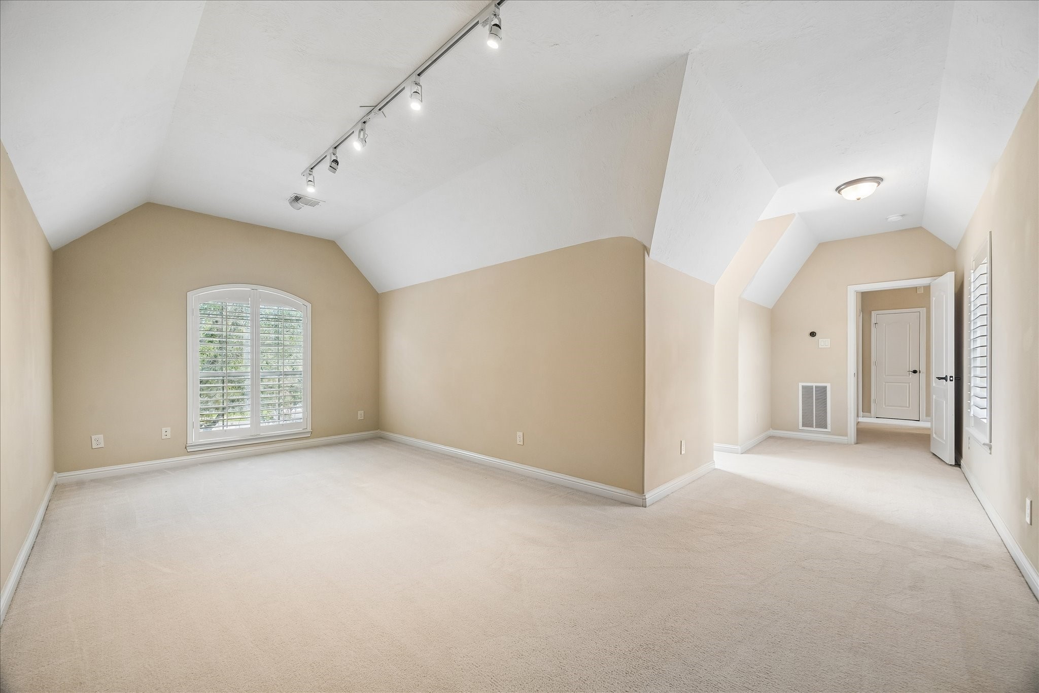 4506 Beacon View Court Property Photo 42