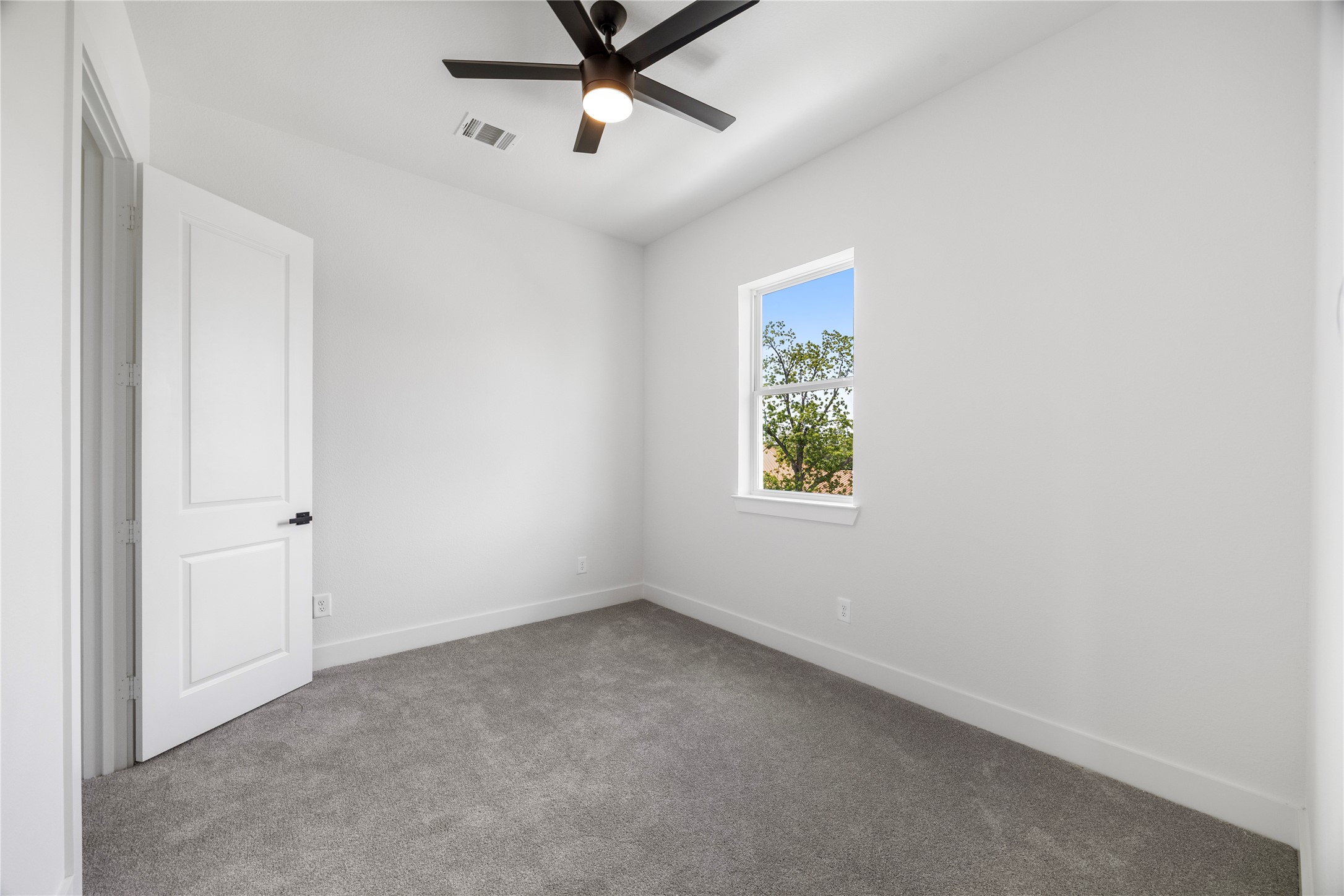 947 Green Meadow Street D Property Photo 15