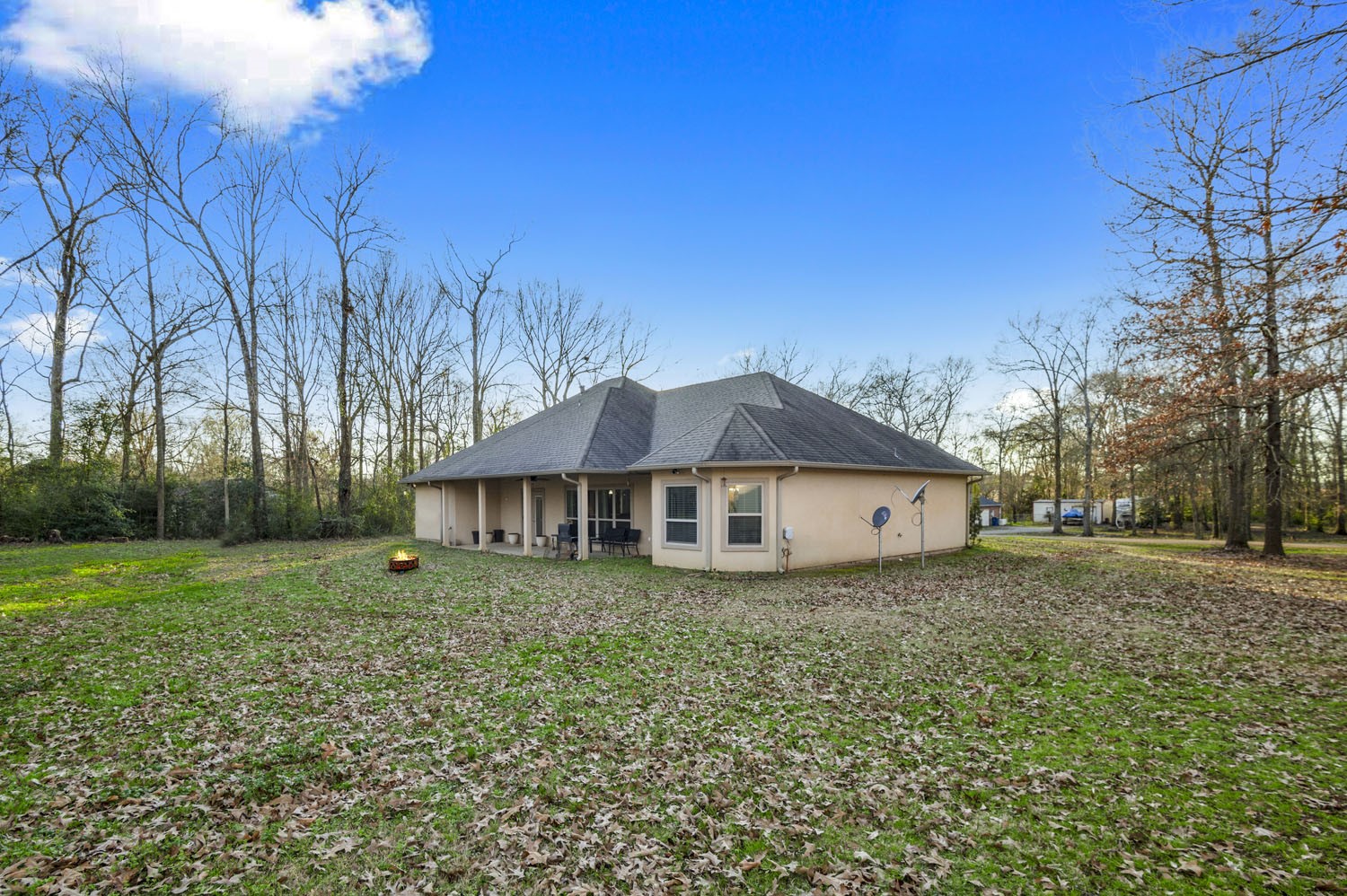 281 County Road 404 Property Photo 26