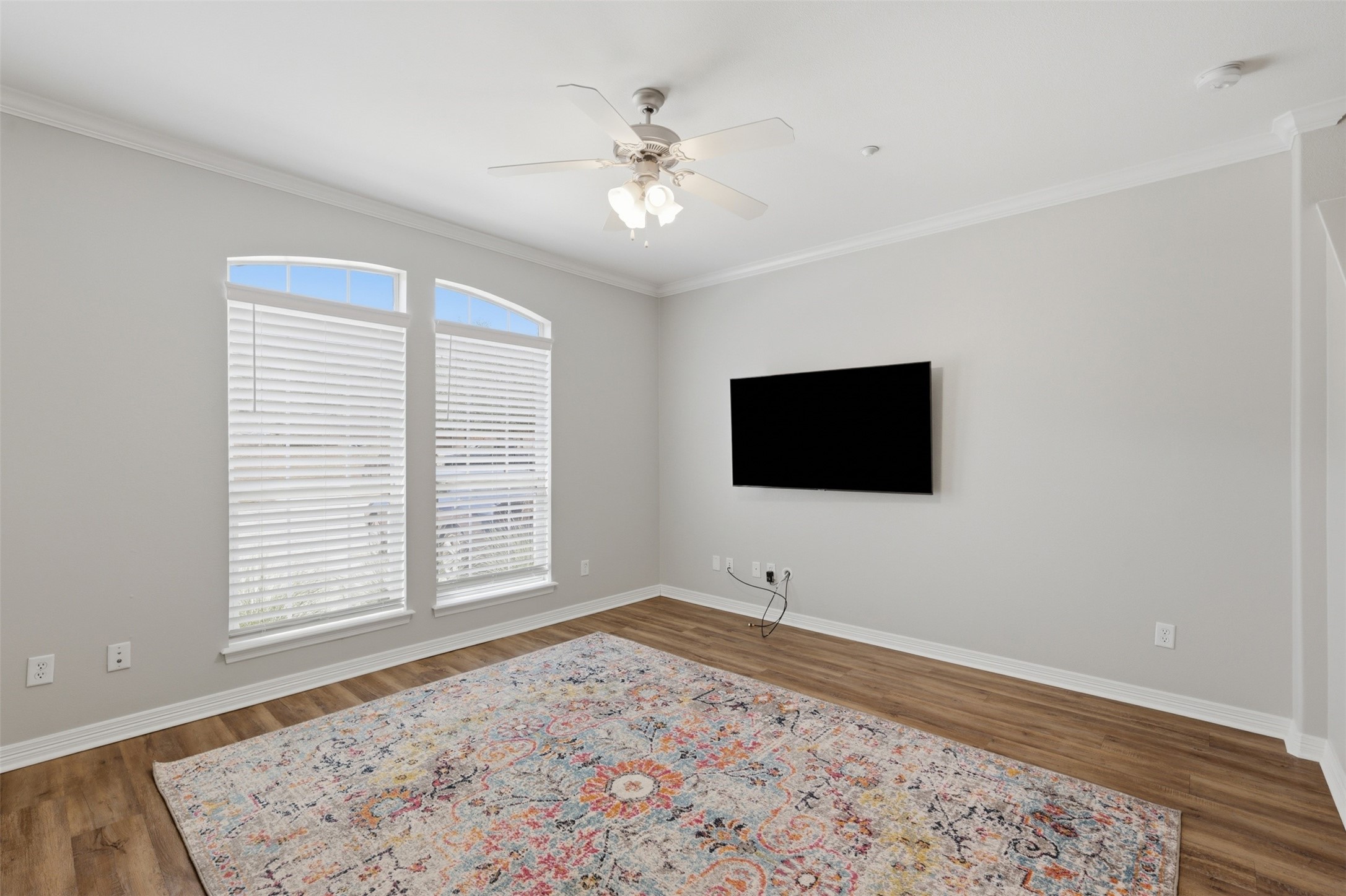 305 Holleman Drive E 1004 Property Photo 6