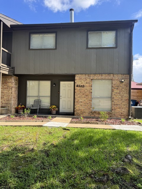 8540 Glen Meadow Lane Property Photo 1