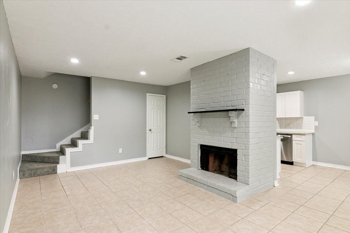 8540 Glen Meadow Lane Property Photo 11