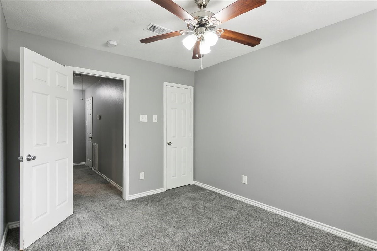 8540 Glen Meadow Lane Property Photo 17