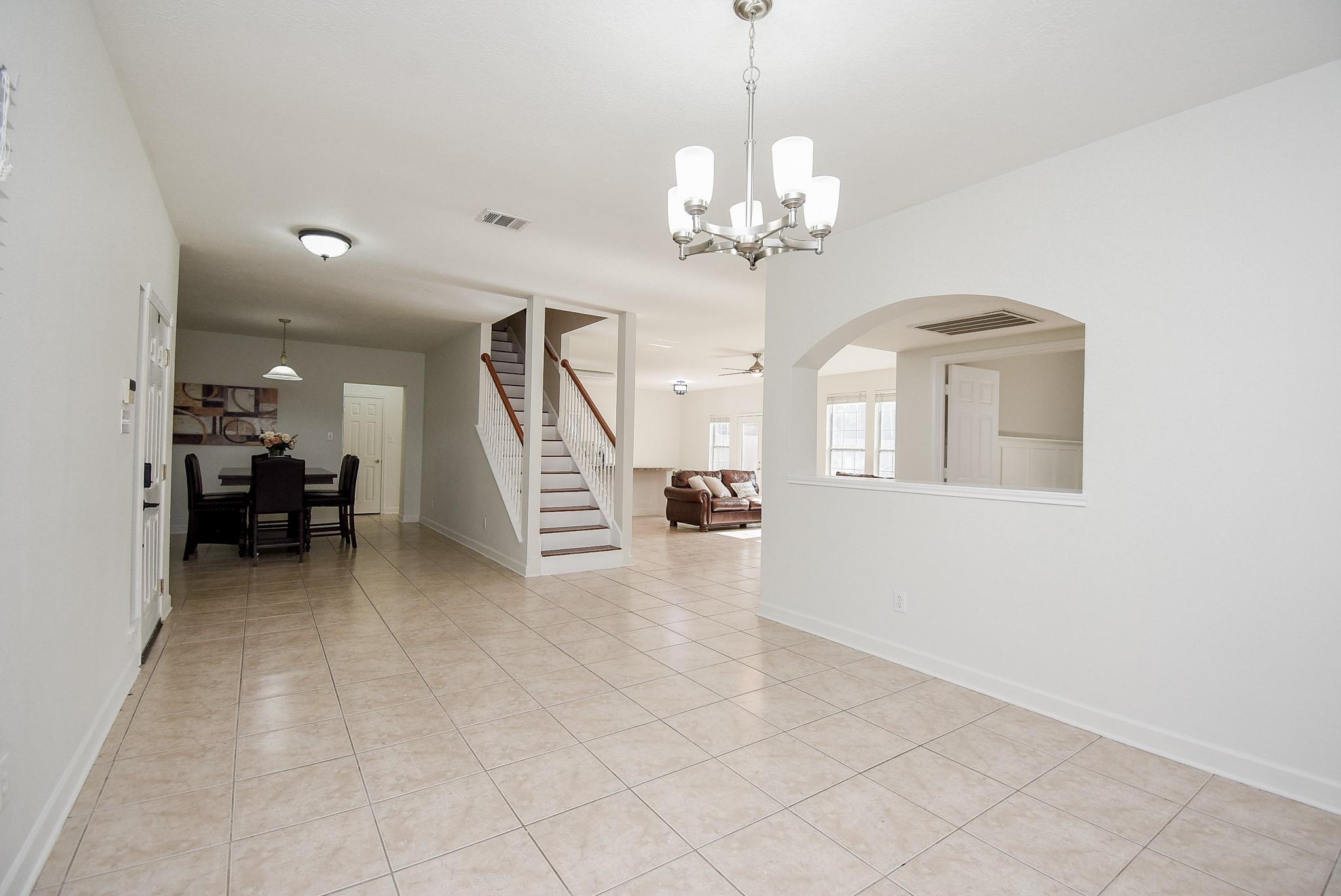 1607 Rustic Hollow Lane Property Photo 10