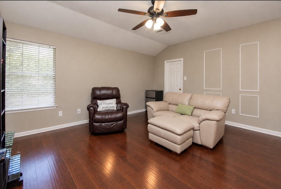 1607 Rustic Hollow Lane Property Photo 25