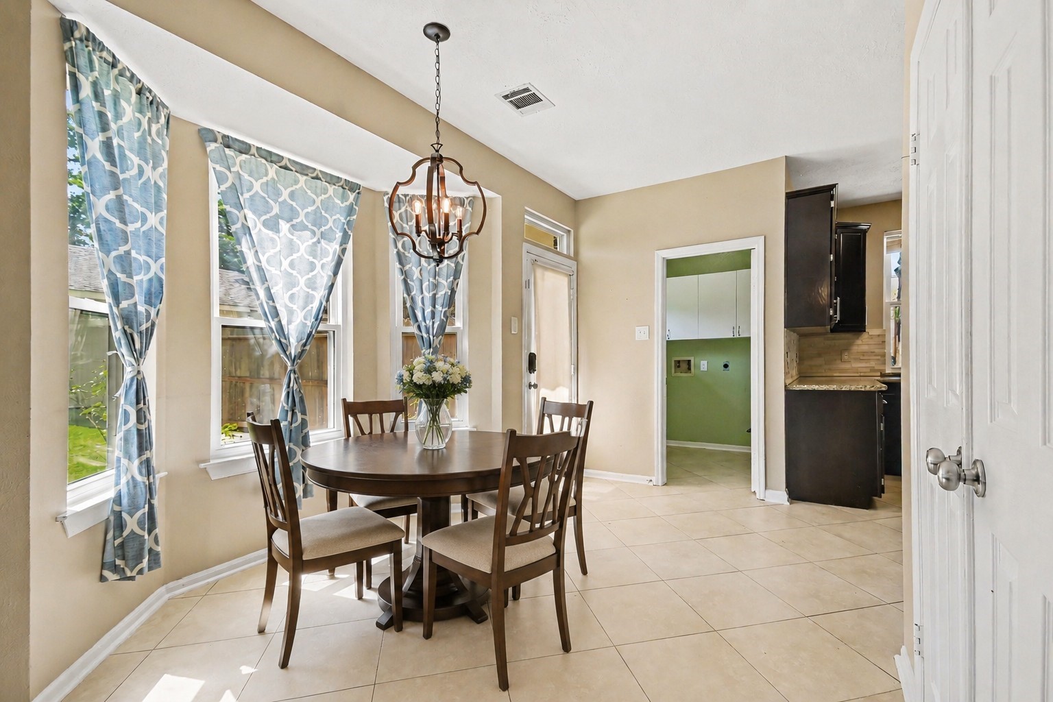 4414 Plantation Creek Drive Property Photo 6
