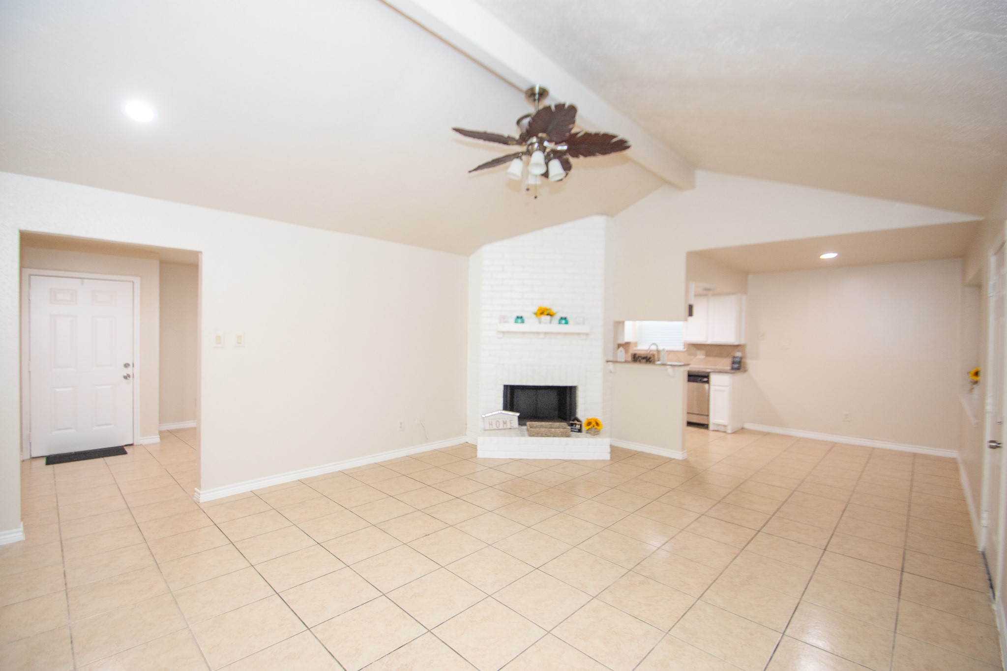 6710 Stiller Drive Property Photo 4