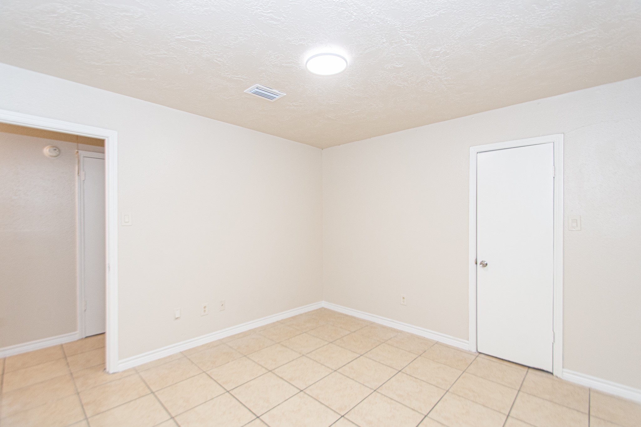 6710 Stiller Drive Property Photo 8